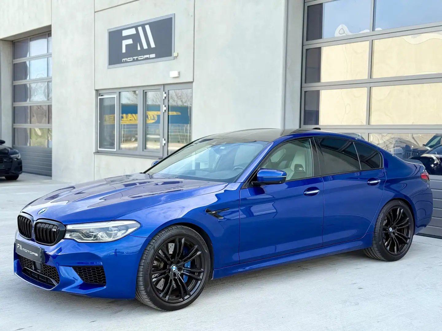 BMW M5 F90 M5, NIGHT VISION,BOWERS&WILKINS,VOLLAUSTATTUNG Blau - 1