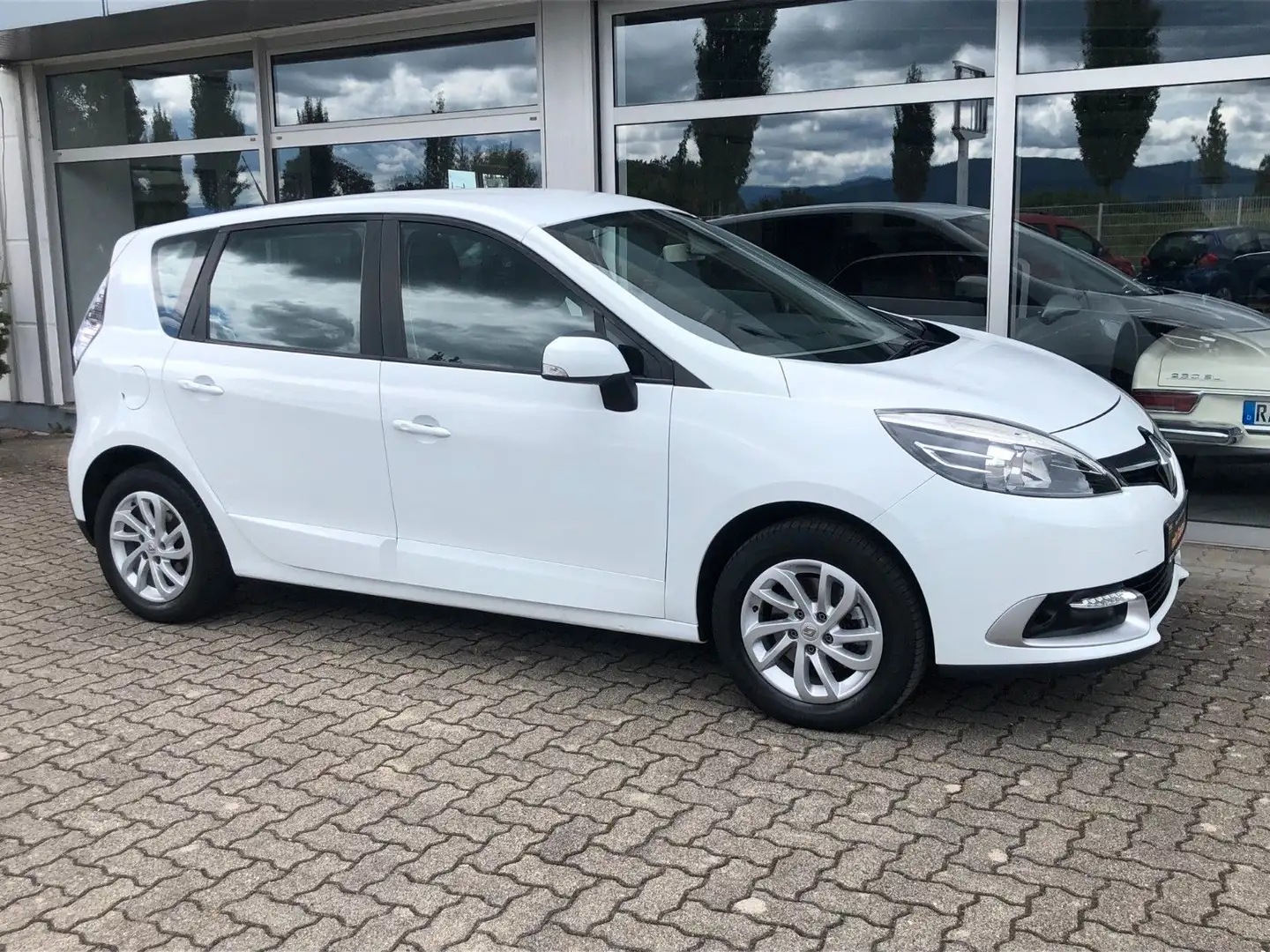 Renault Scenic III TCe 130 Paris Navi AHK - 2