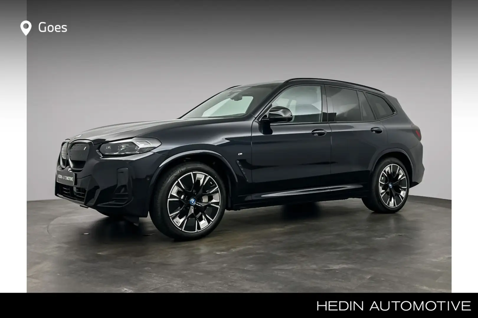 BMW iX3 High Executvive | Trekhaak | Head Up | Harman Kard Zwart - 1