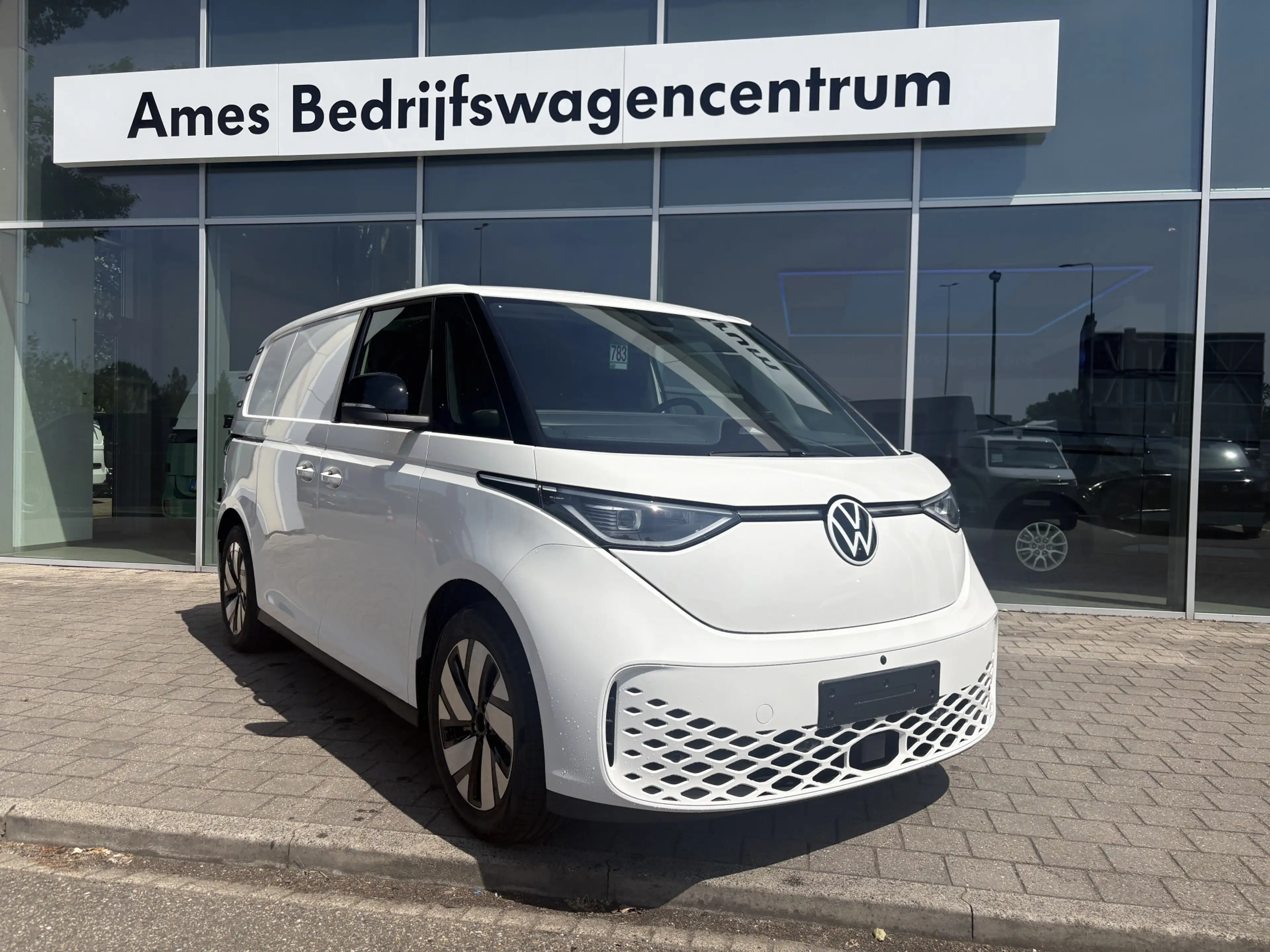 Volkswagen ID. Buzz Cargo Bulli Limited Edition 286PK | Trekhaak | App Conne — photo 2
