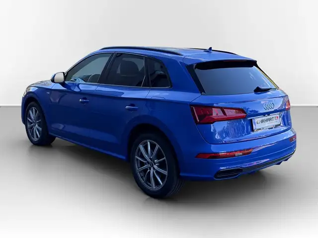 Audi Q5 view 9