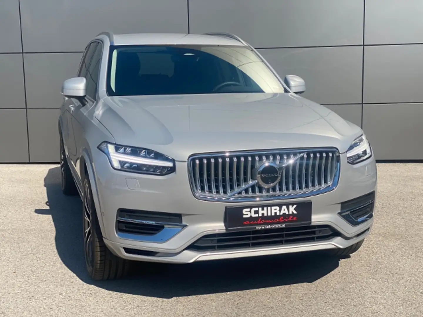 Volvo XC90 T8 AWD Recharge PHEV Plus Bright Geartronic *7-Si Grau - 2