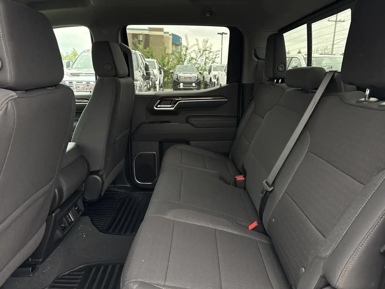 GMC Sierra 1500 photo GMC Sierra 1500
