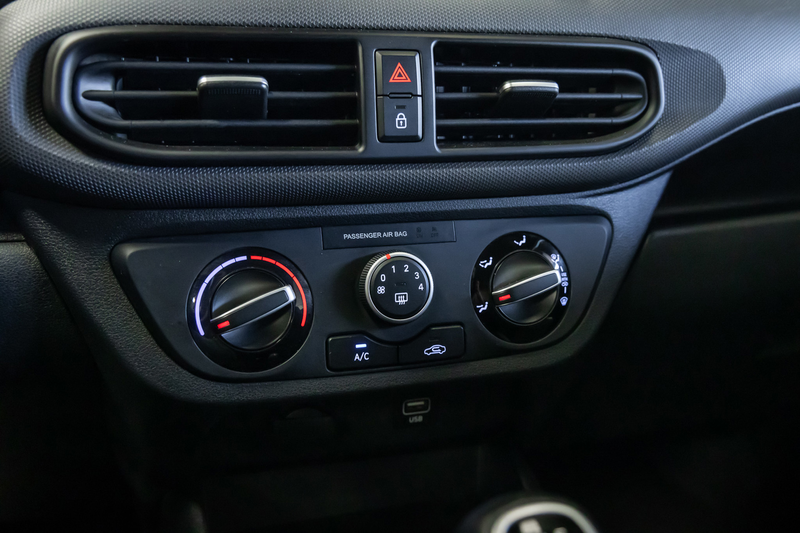 Hyundai i10 1.0 Comfort Smart / Eerste eigenaar / CarPlay / — photo 15