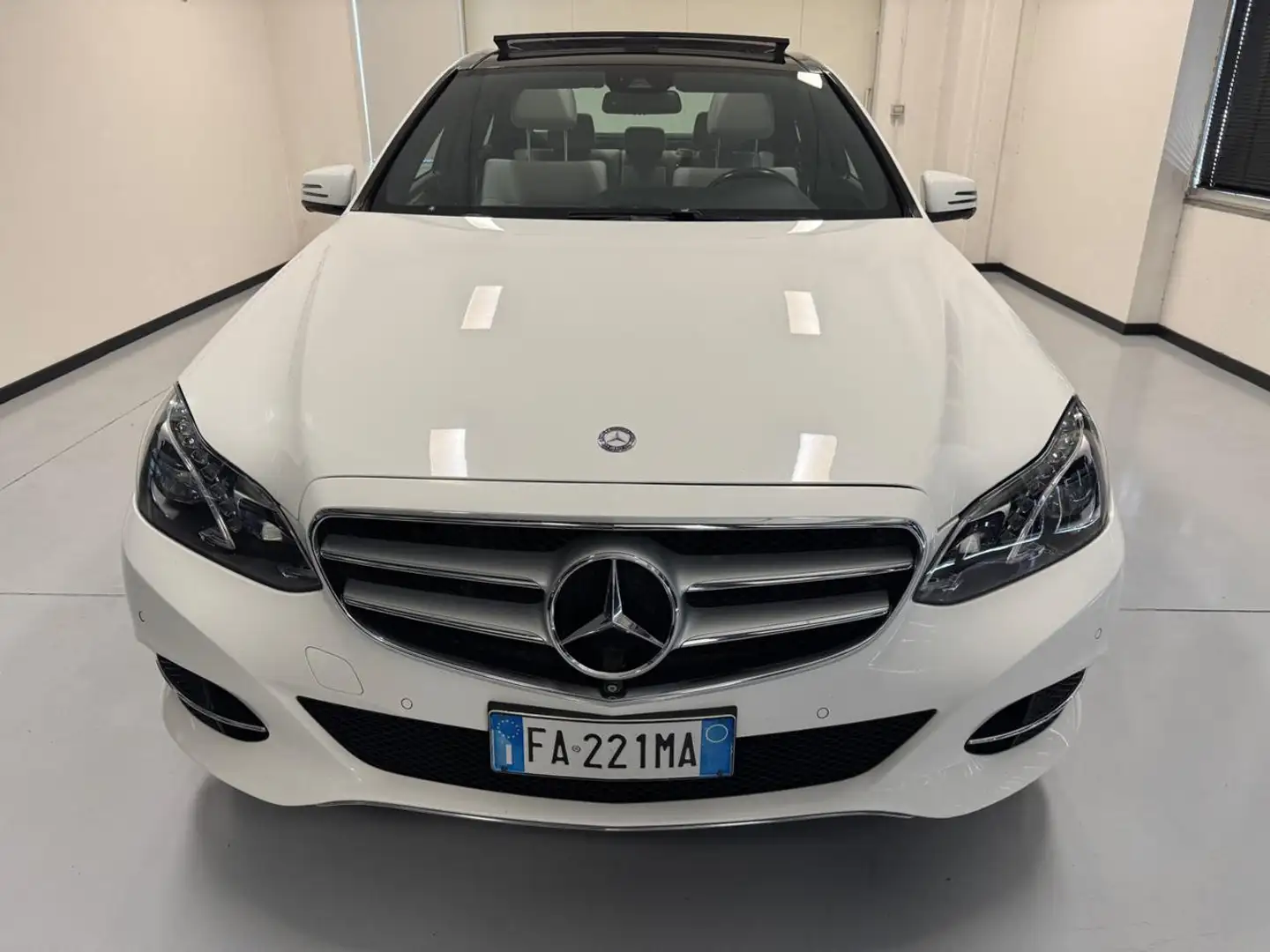 Mercedes-Benz E 350 BlueTEC 4Matic Automatic Premium Bianco - 2
