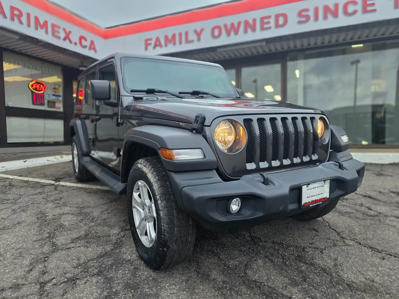Jeep Wrangler photo Jeep Wrangler