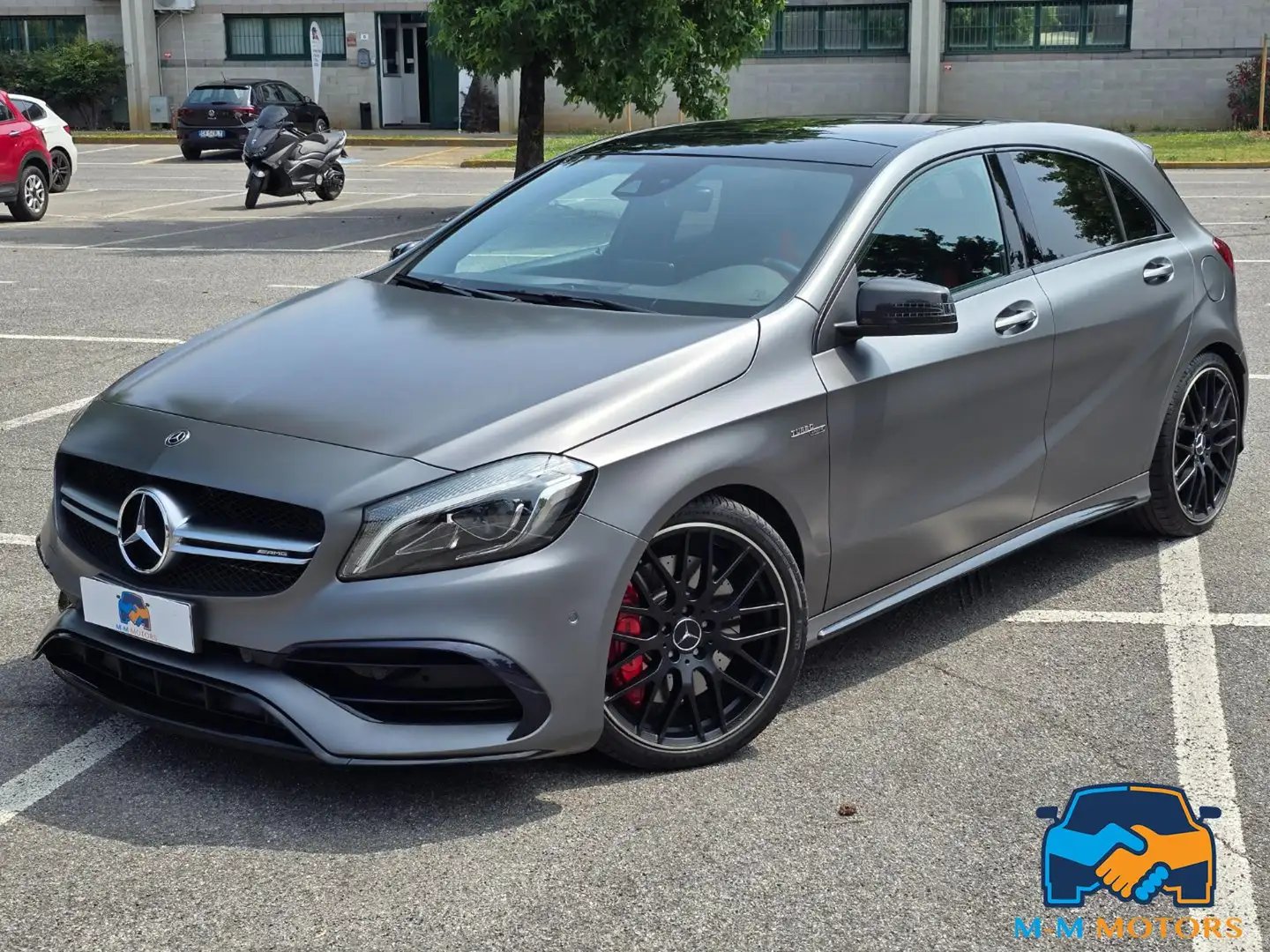 Mercedes-Benz A 45 AMG 4Matic Automatic 50 EDITION Grijs - 1
