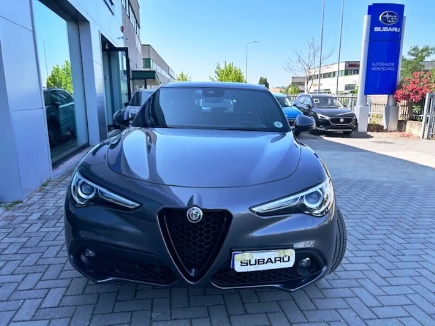 Alfa Romeo Stelvio 2.2 Turbodiesel 210 CV AT8 Q4 Veloce Gris - 2
