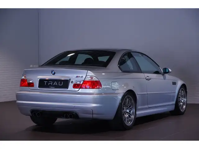 BMW M3 view 6