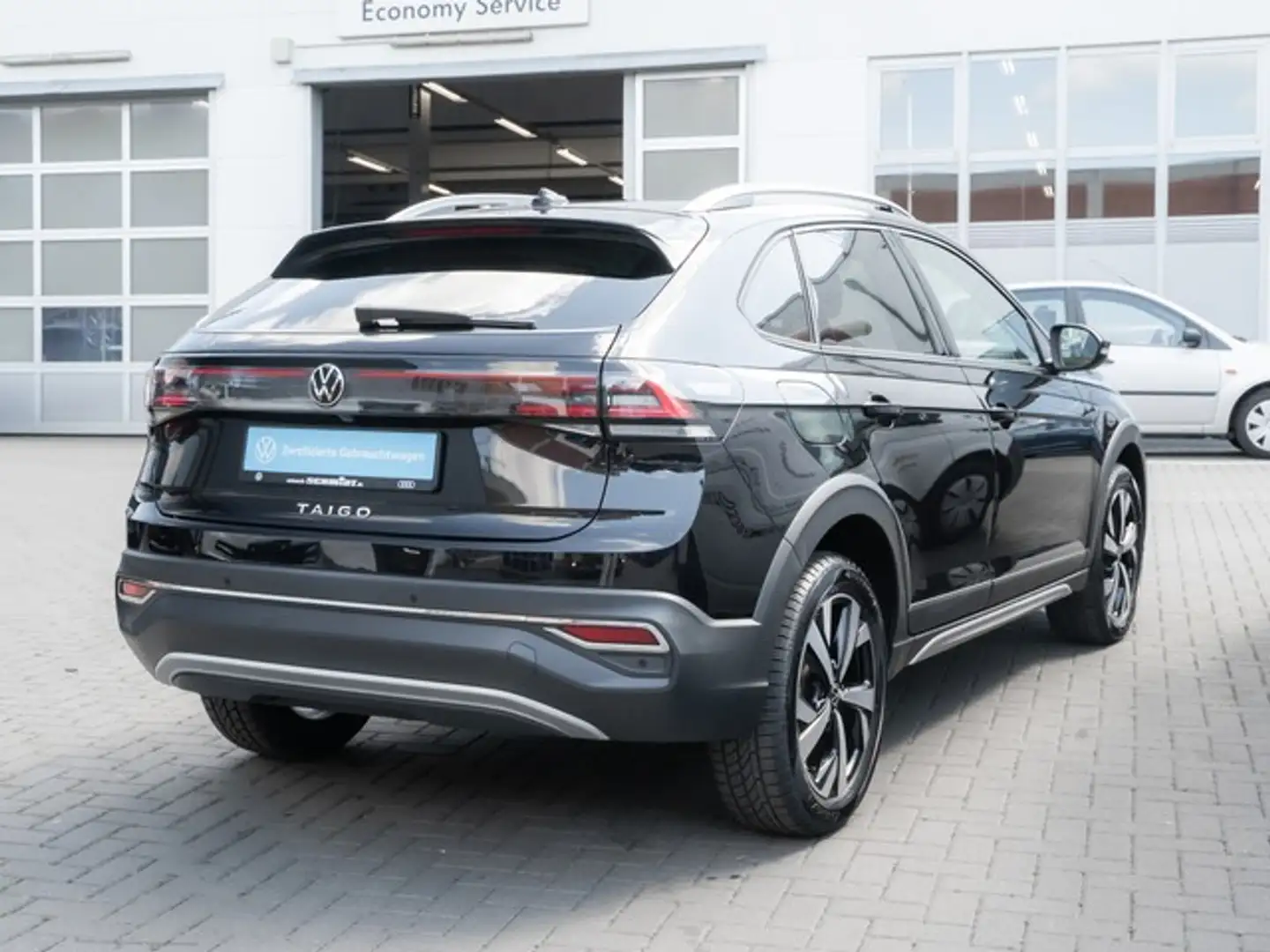 Volkswagen Taigo 1.5TSi DSG Style AHK ACC 17Zoll IQ-Light R-Kame... Schwarz - 2