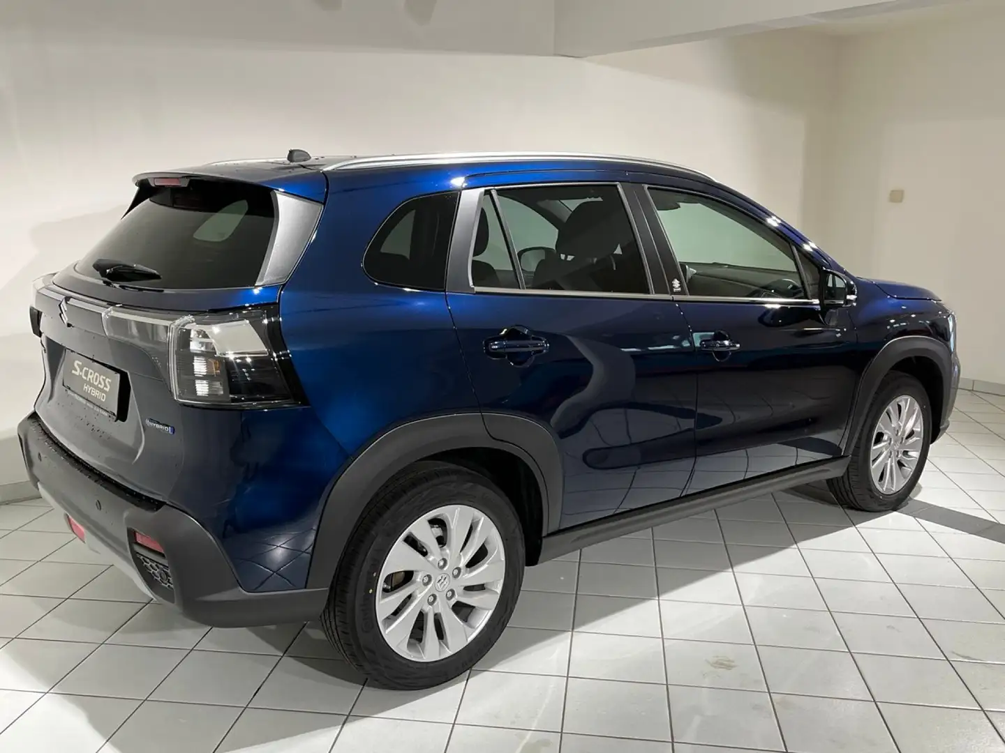 Suzuki S-Cross ALLGRIP shine Blau - 2