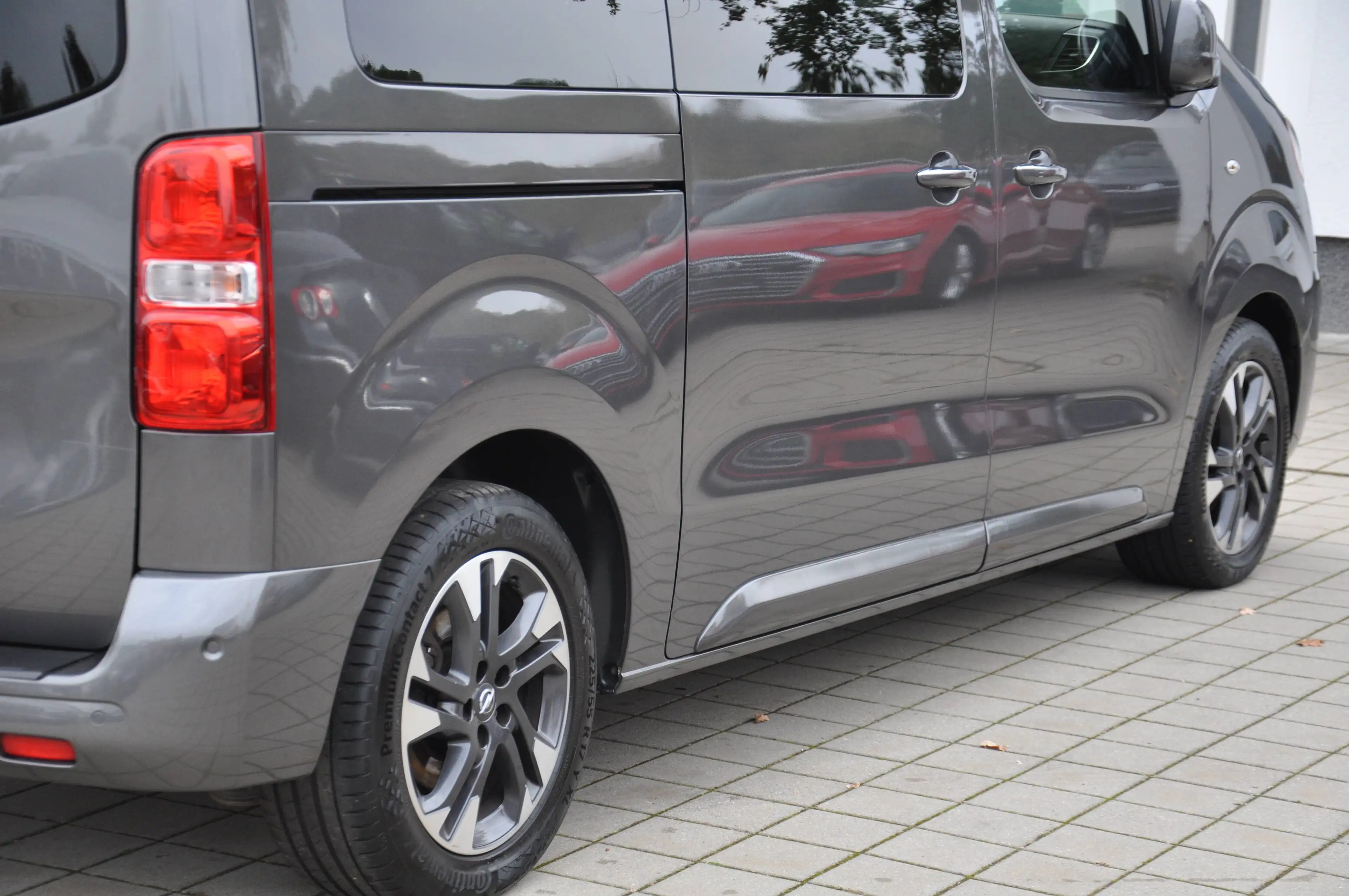 Opel Zafira Life Zafira Life Tourer M Aut. PANO-STANDHZ-HUD-TISCH-XENON-LEDER-ACC-230V-SCHIEBETÜR EL.-MASSAGE-RKAMERA — photo 11