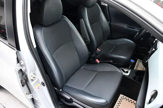 Toyota Yaris view 15