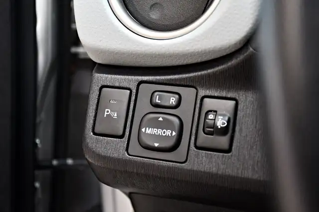 Toyota Yaris view 13
