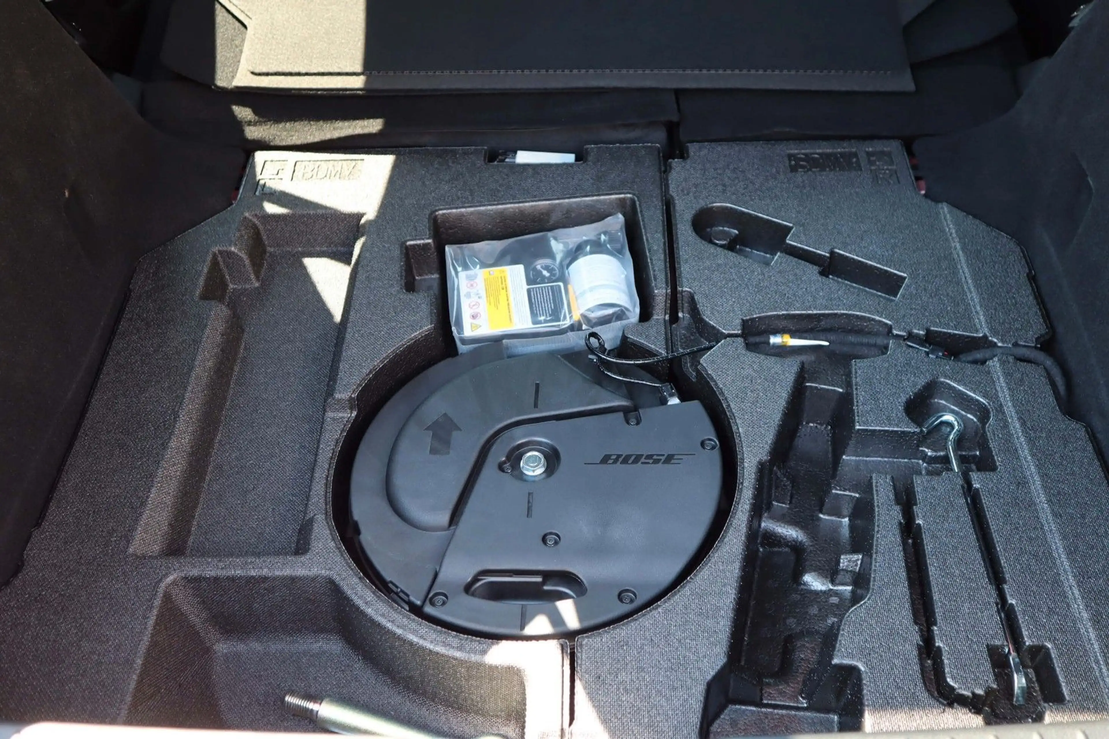 Mazda 3 2027 Exclusive AG 140PS 360°-K./BOSE/Matrix — photo 12