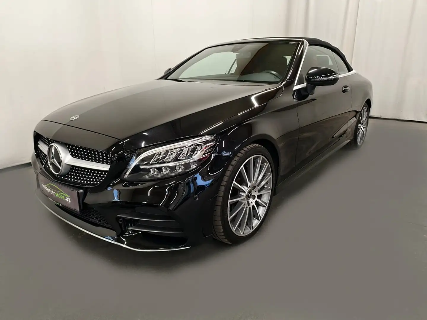 Mercedes-Benz C 200 Cabrio Aut. AMG, LED, AIRSCARF Schwarz - 1