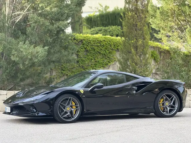 Ferrari F8 Tributo