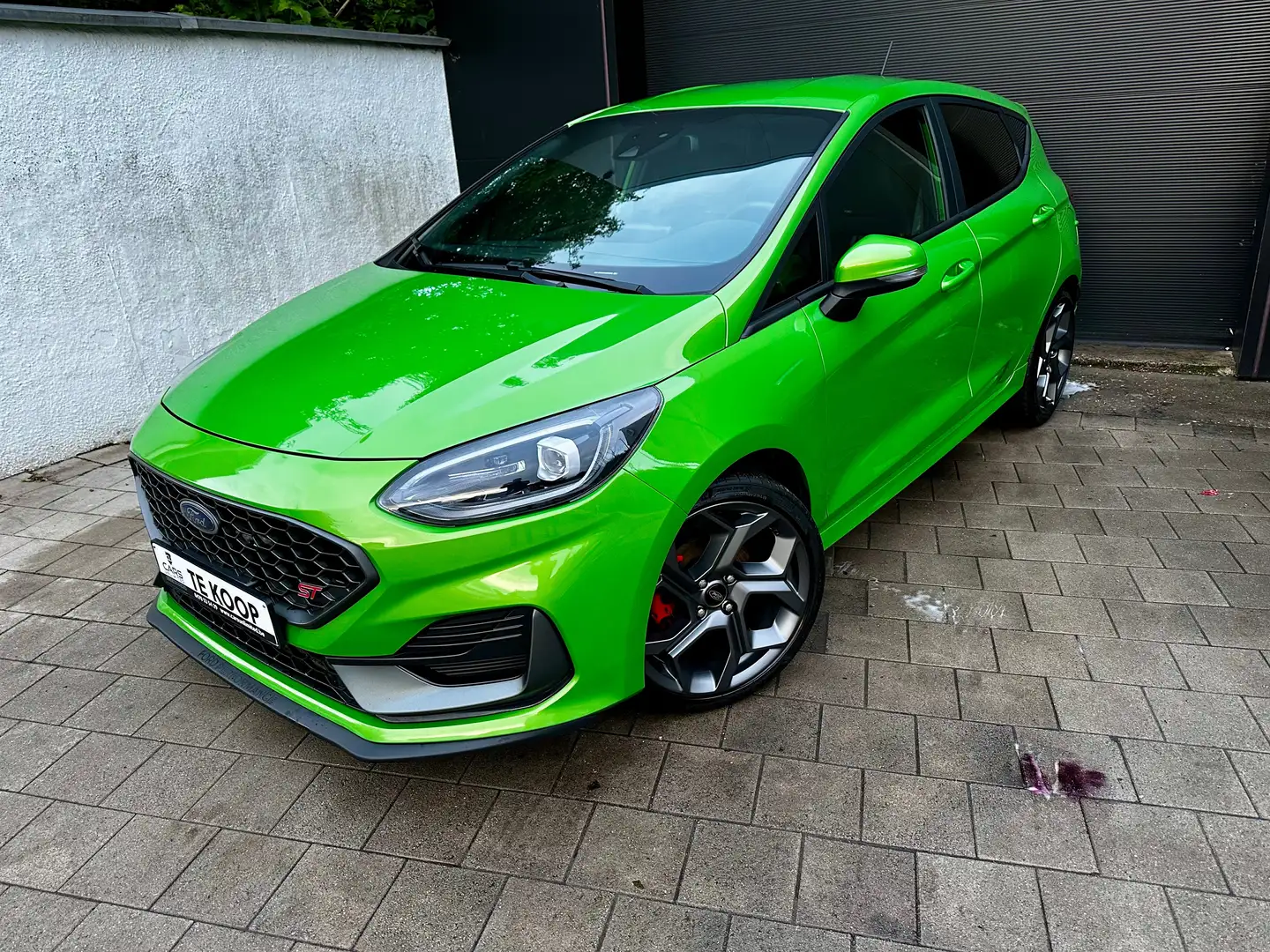 Ford Fiesta ST Ultimate ‼️ Like New ‼️ 1st owner car Vert - 2