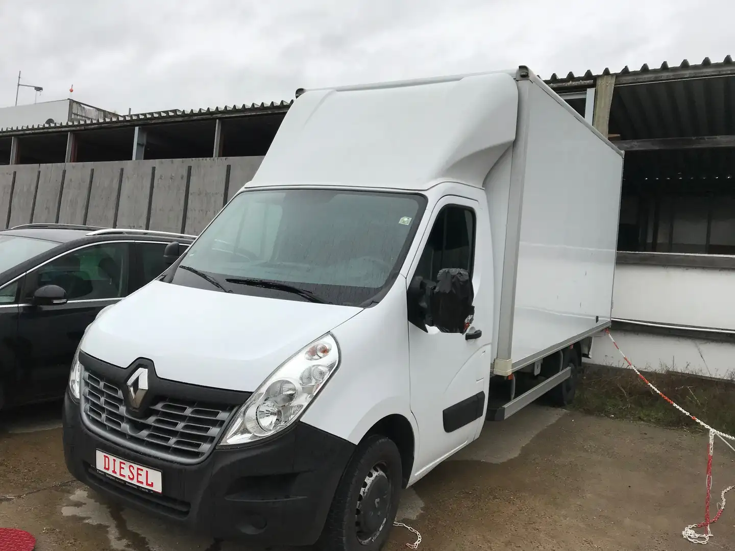 Renault Master White - 1