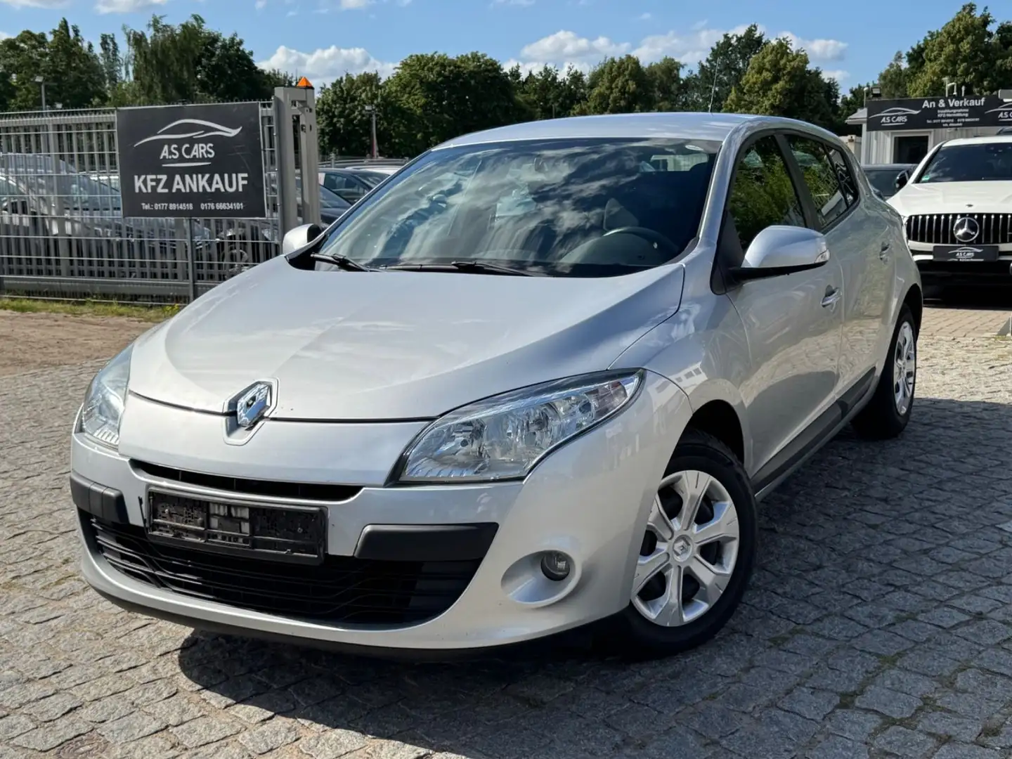 Renault Megane III 1.6 Lim.Expression*Klima*HU/AU 11.25* Argento - 1