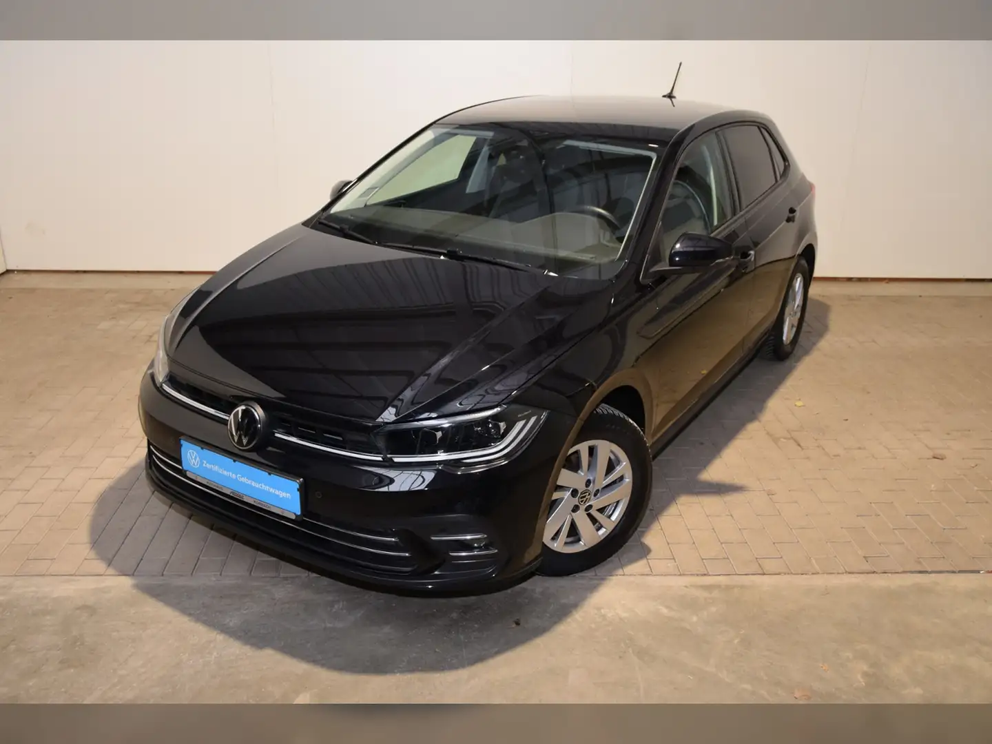 Volkswagen Polo Style TSI DSG IQ-Light - Navi Schwarz - 2