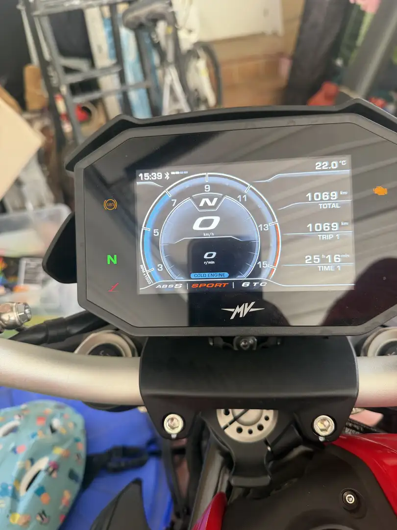 MV Agusta Brutale 800 topes anti caida y luz led - 2