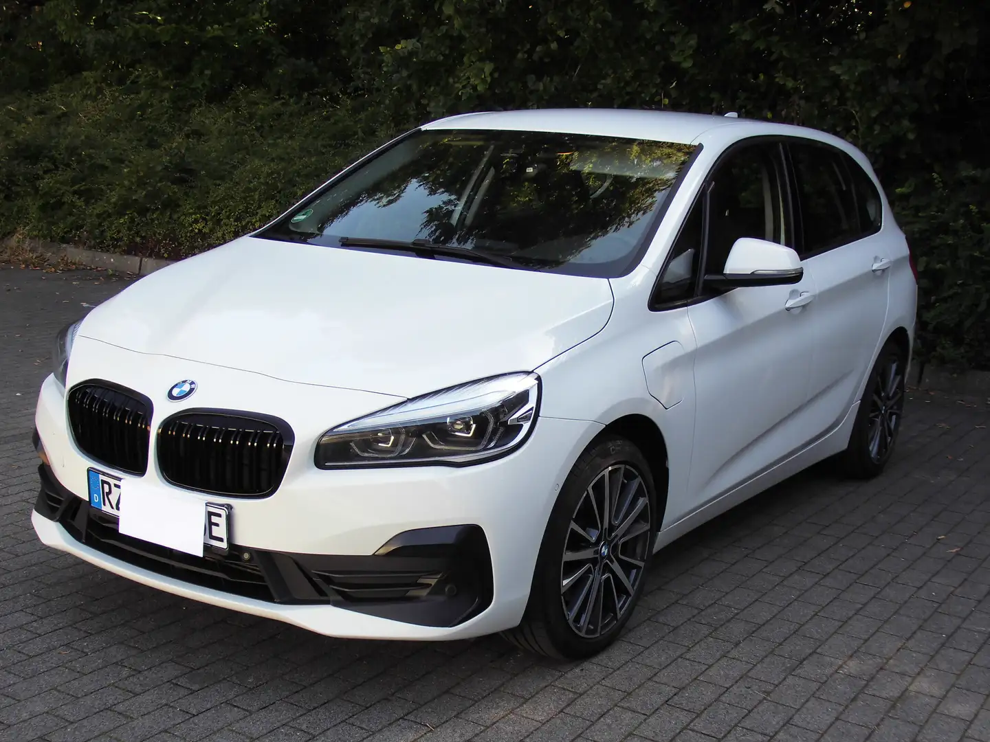 BMW 225 225xe iPerformance Active Tourer - 1