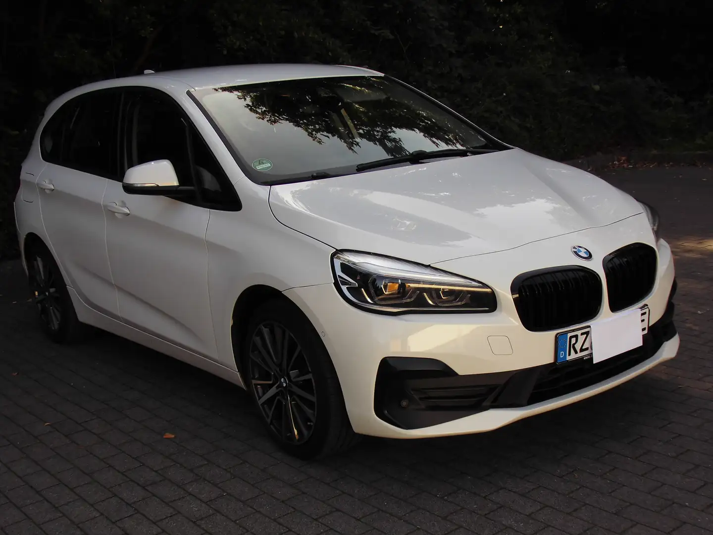BMW 225 225xe iPerformance Active Tourer - 2