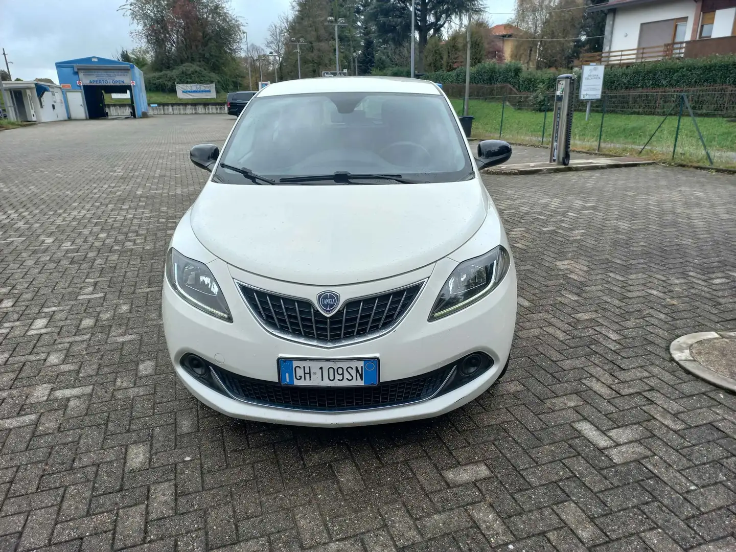 Lancia Ypsilon Ypsilon III 2021 1.0 firefly hybrid Silver s Blanc - 2