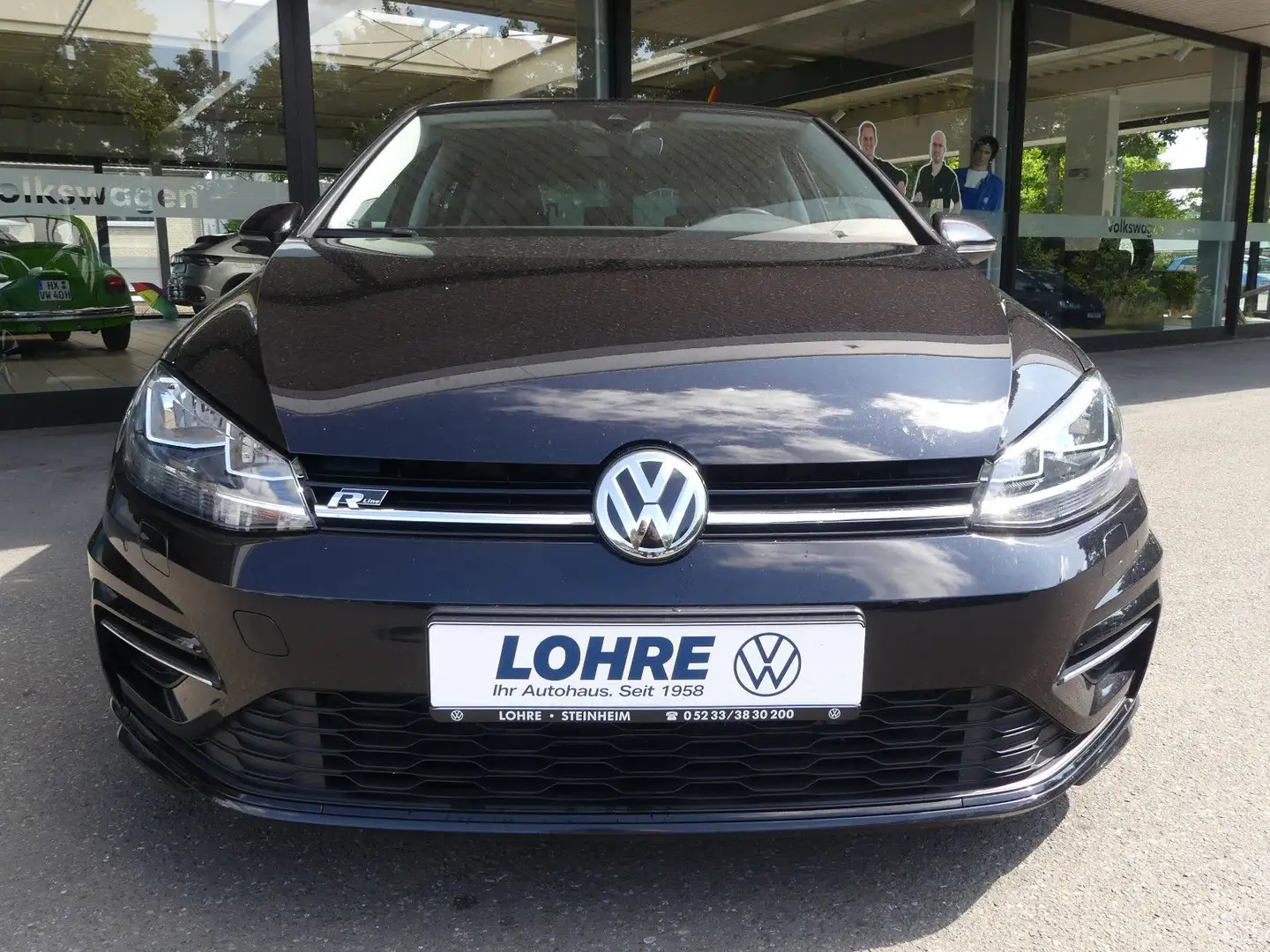 Volkswagen Golf VII 1.0 TSI R-LINE Zwart - 2