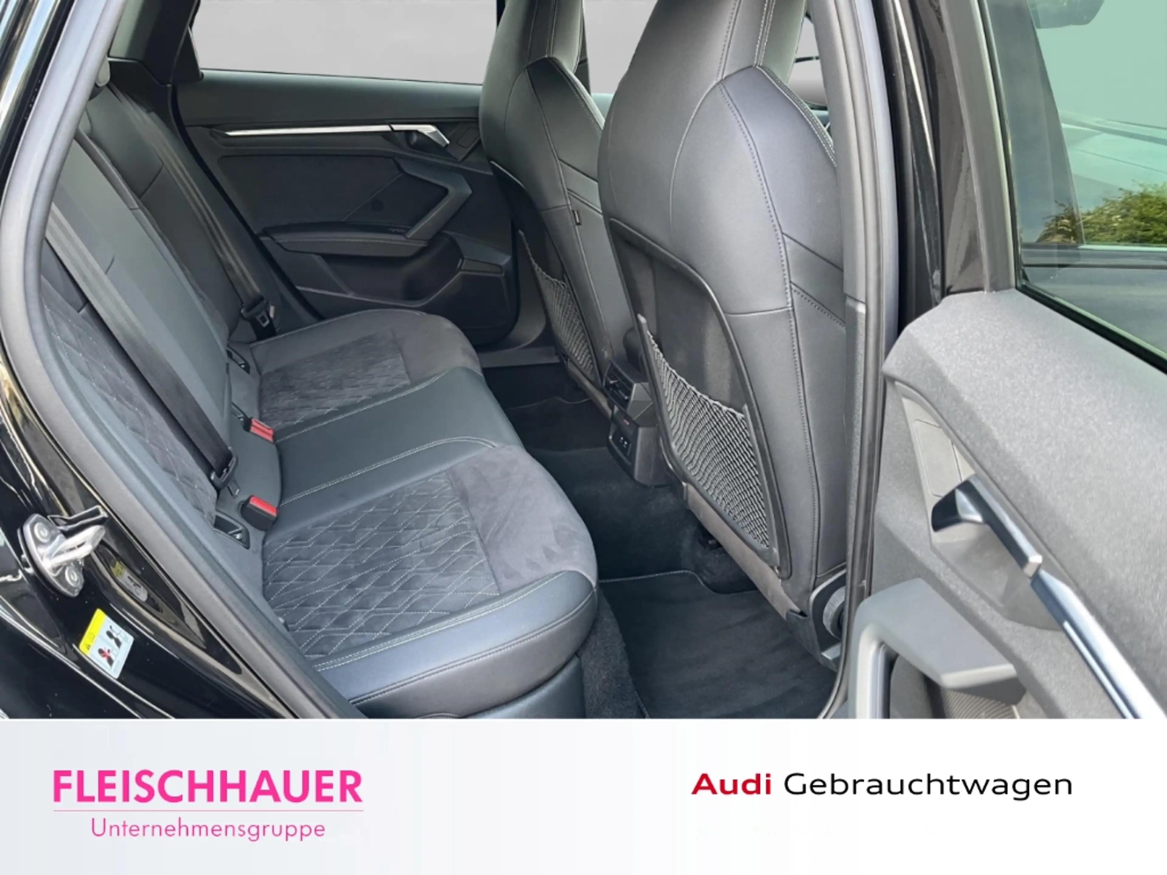 Audi S3 Sportback 2.0 TFSI quattro DSG+HUD+PANO+MATRIX — photo 11