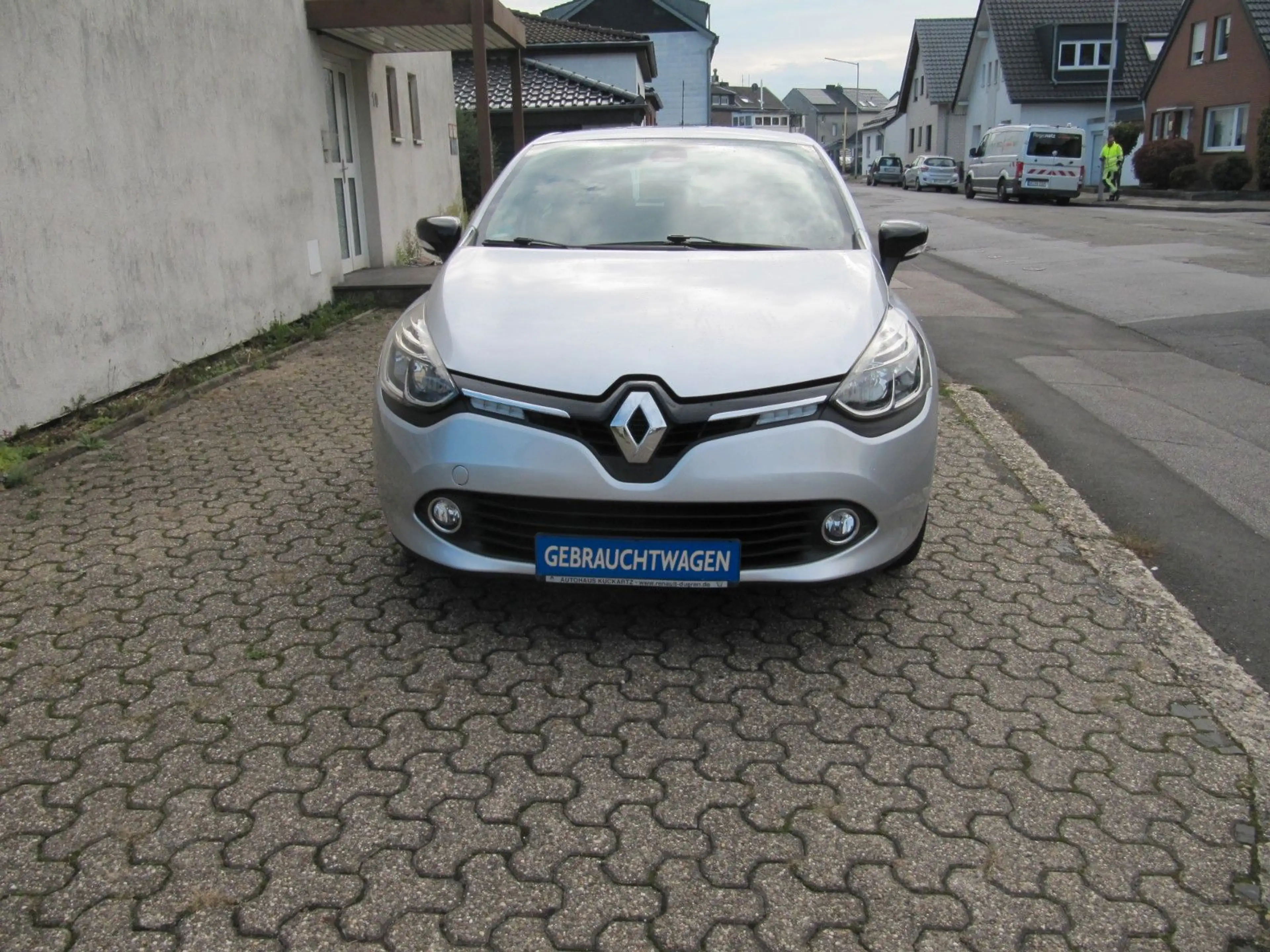 Renault Clio IV Paris. 8 fach auf Alu. Tempom. — photo 7