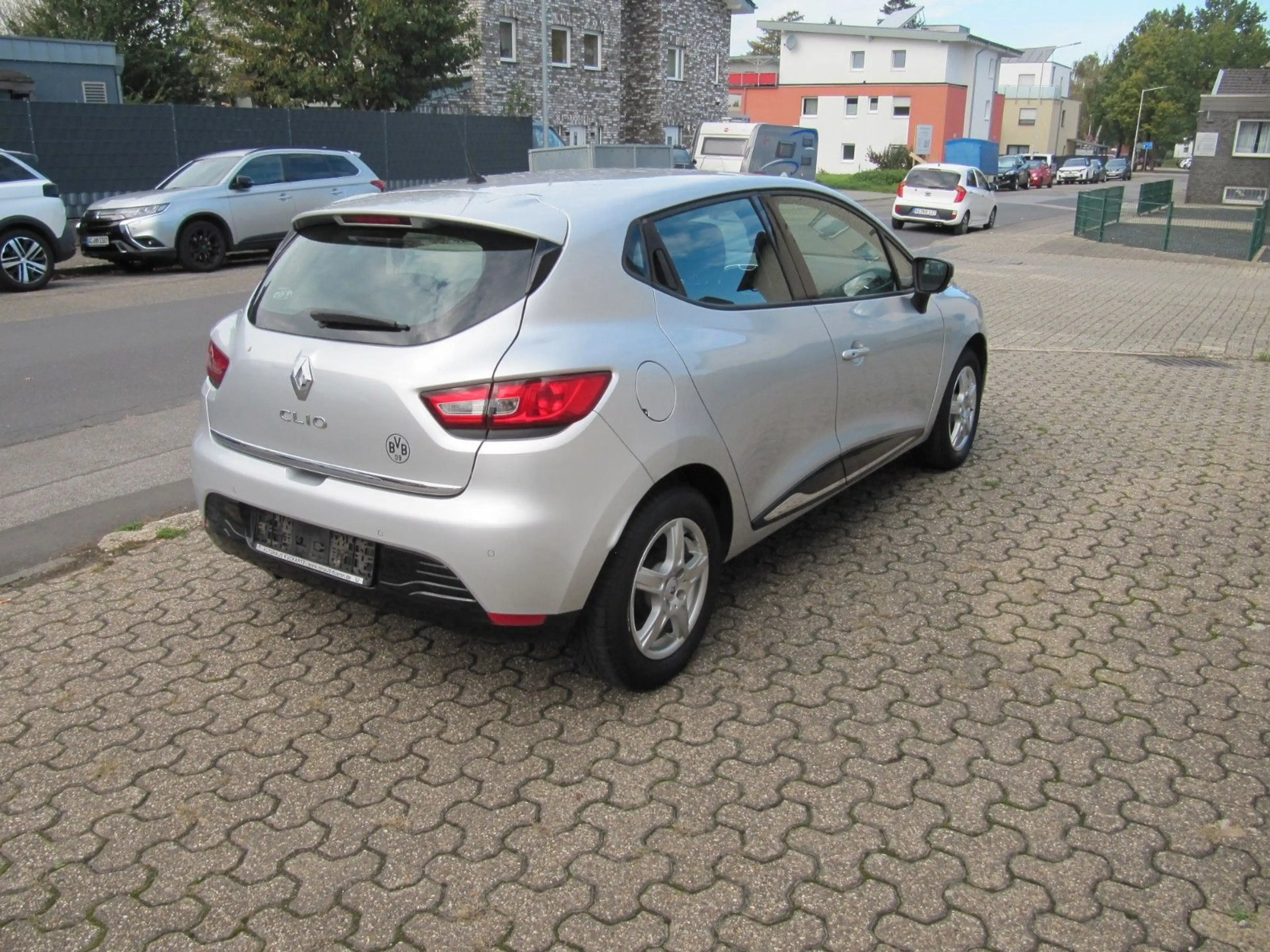 Renault Clio IV Paris. 8 fach auf Alu. Tempom. — photo 5