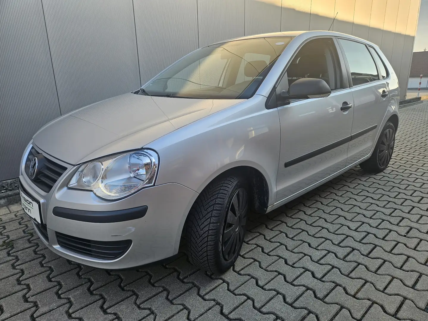 Volkswagen Polo Goal, 65 PS,101130km,Klima,Tempomat,4xelektr.FH,ZV Grigio - 1