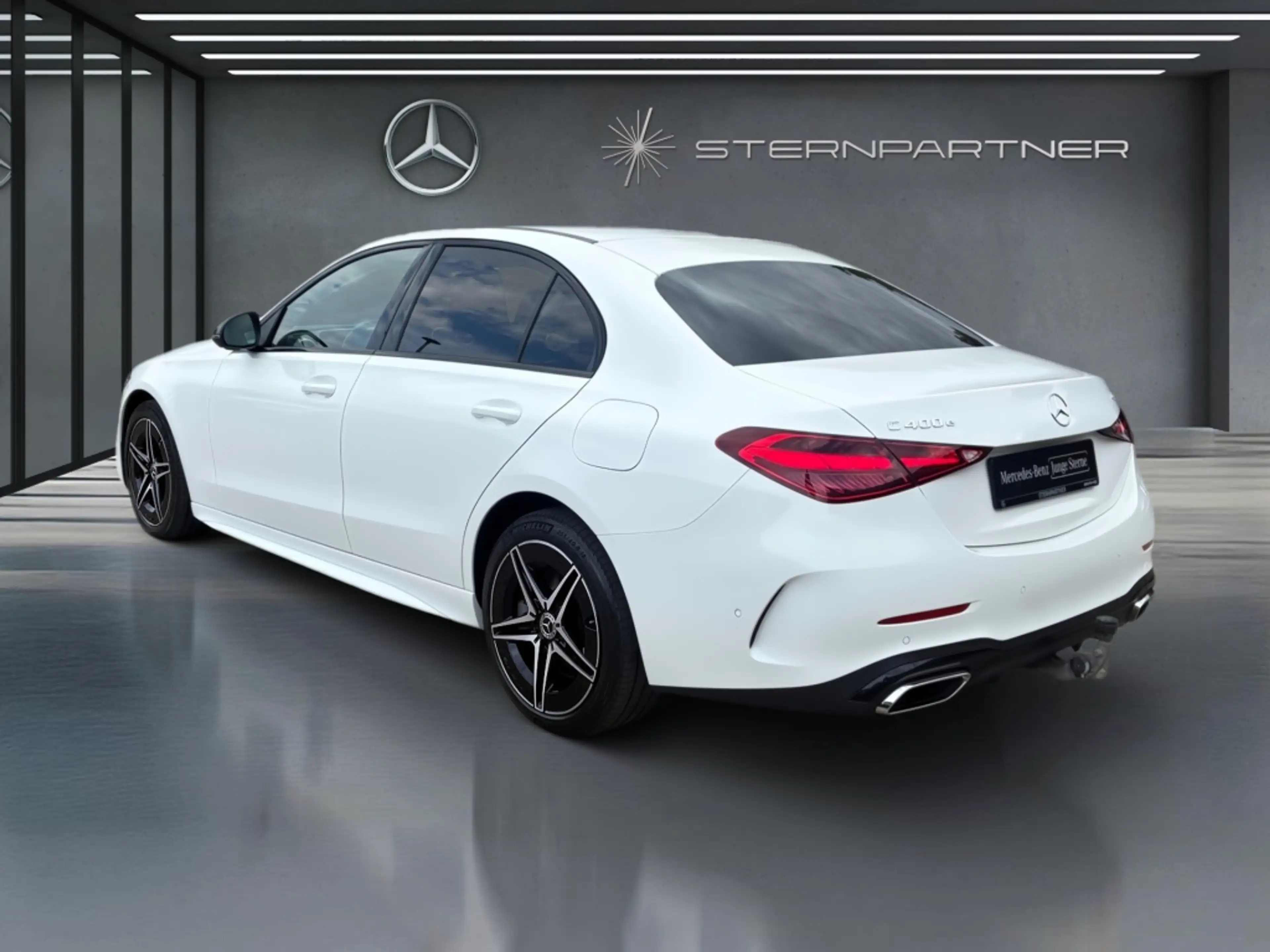 Mercedes-Benz C 400 e 4M AMG+MBUX+Night+Ambiente+CarPlay+SDach — photo 9