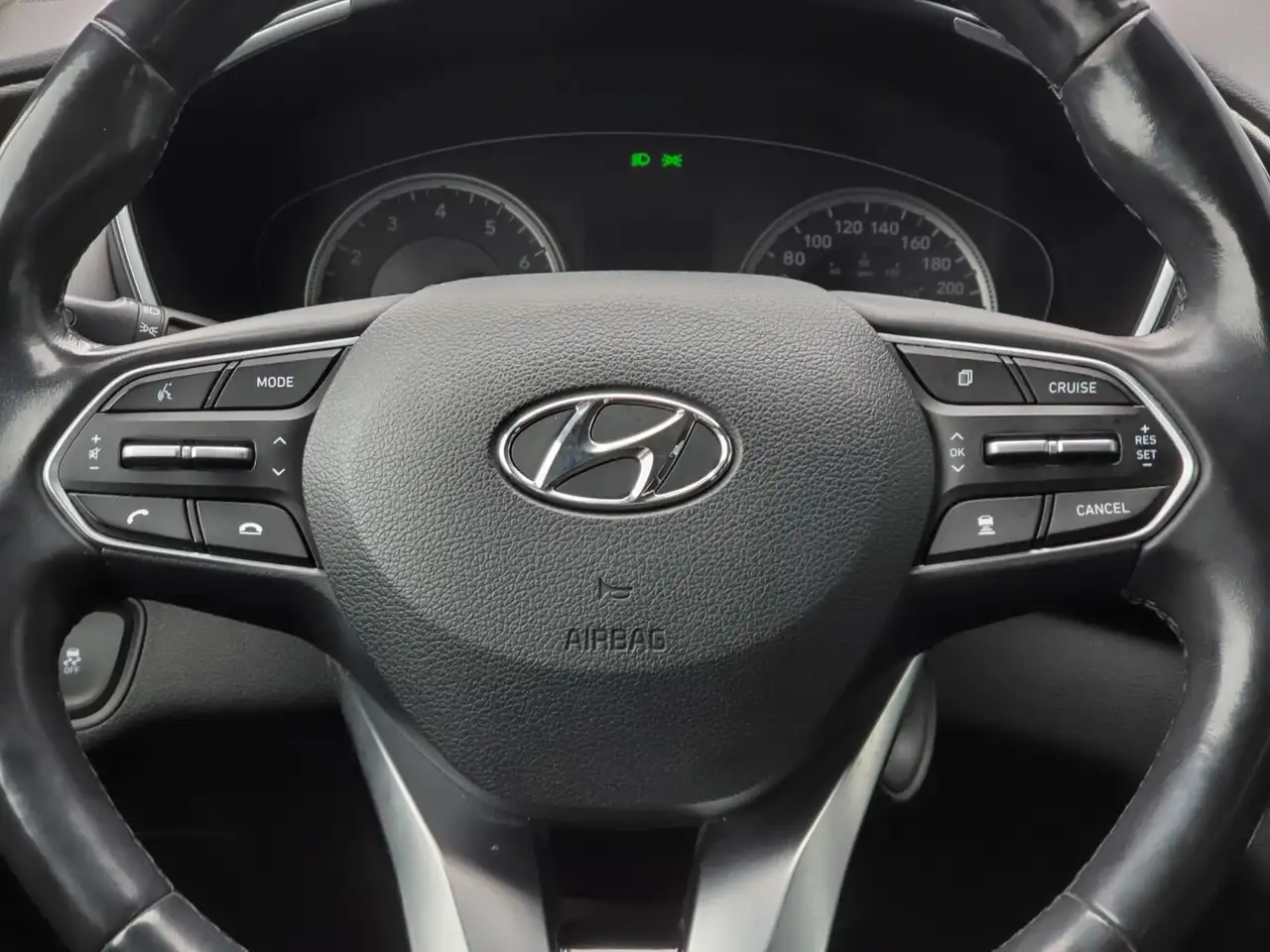 Hyundai SANTA FE снимка Hyundai SANTA FE
