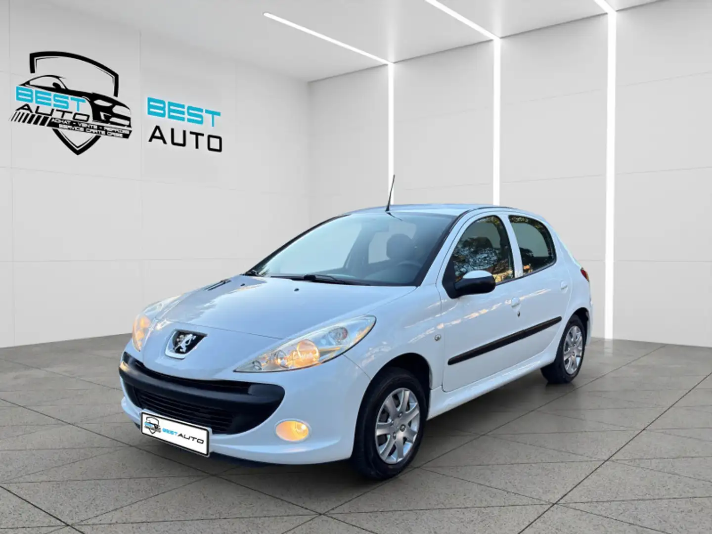 Peugeot 206 1.4 URBAN 5P Wit - 1