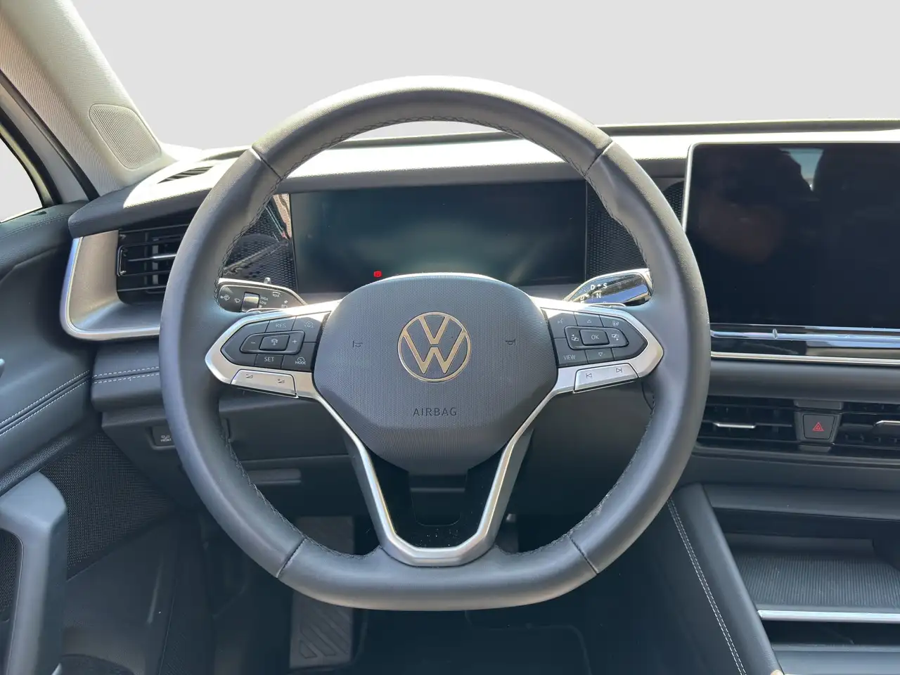 Volkswagen Tayron Life 1.5 eTSI 150 PS DSG AHK KAMERA 7-Sitze, миниатюра 11