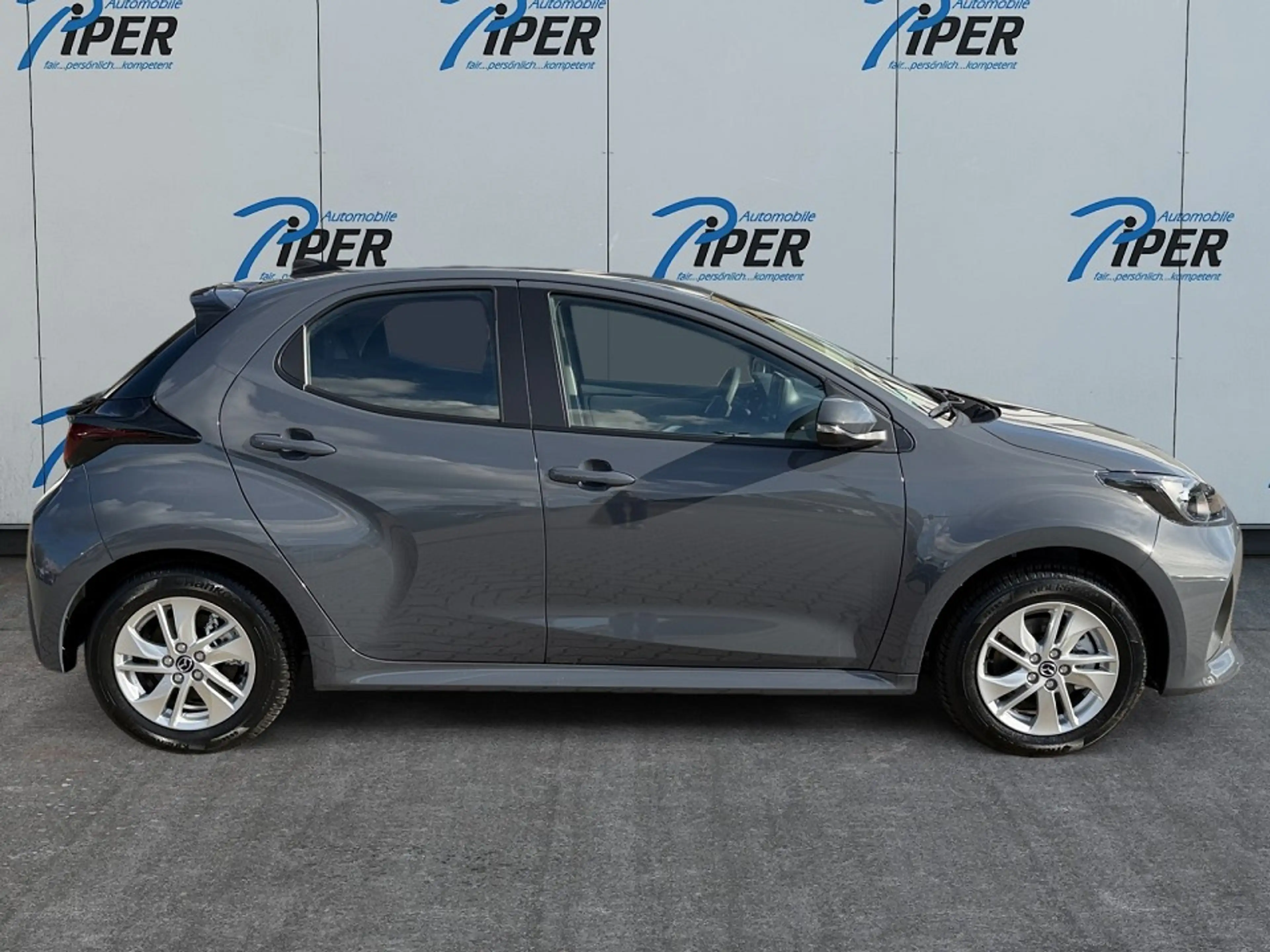 Mazda 2 Hybrid 1.5L Hybrid VVT-i 116 Centre-Line — photo 6