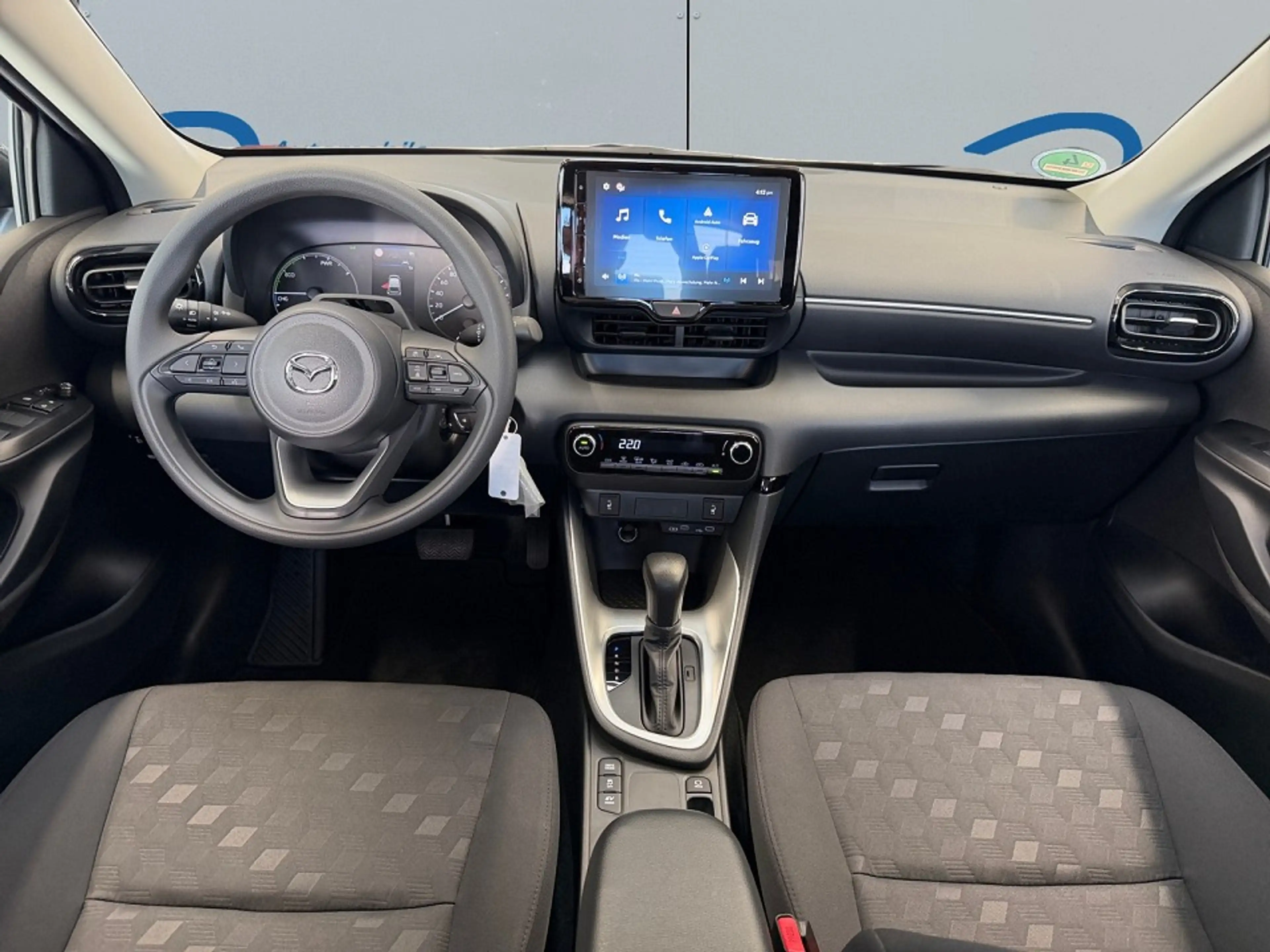 Mazda 2 Hybrid 1.5L Hybrid VVT-i 116 Centre-Line — photo 12