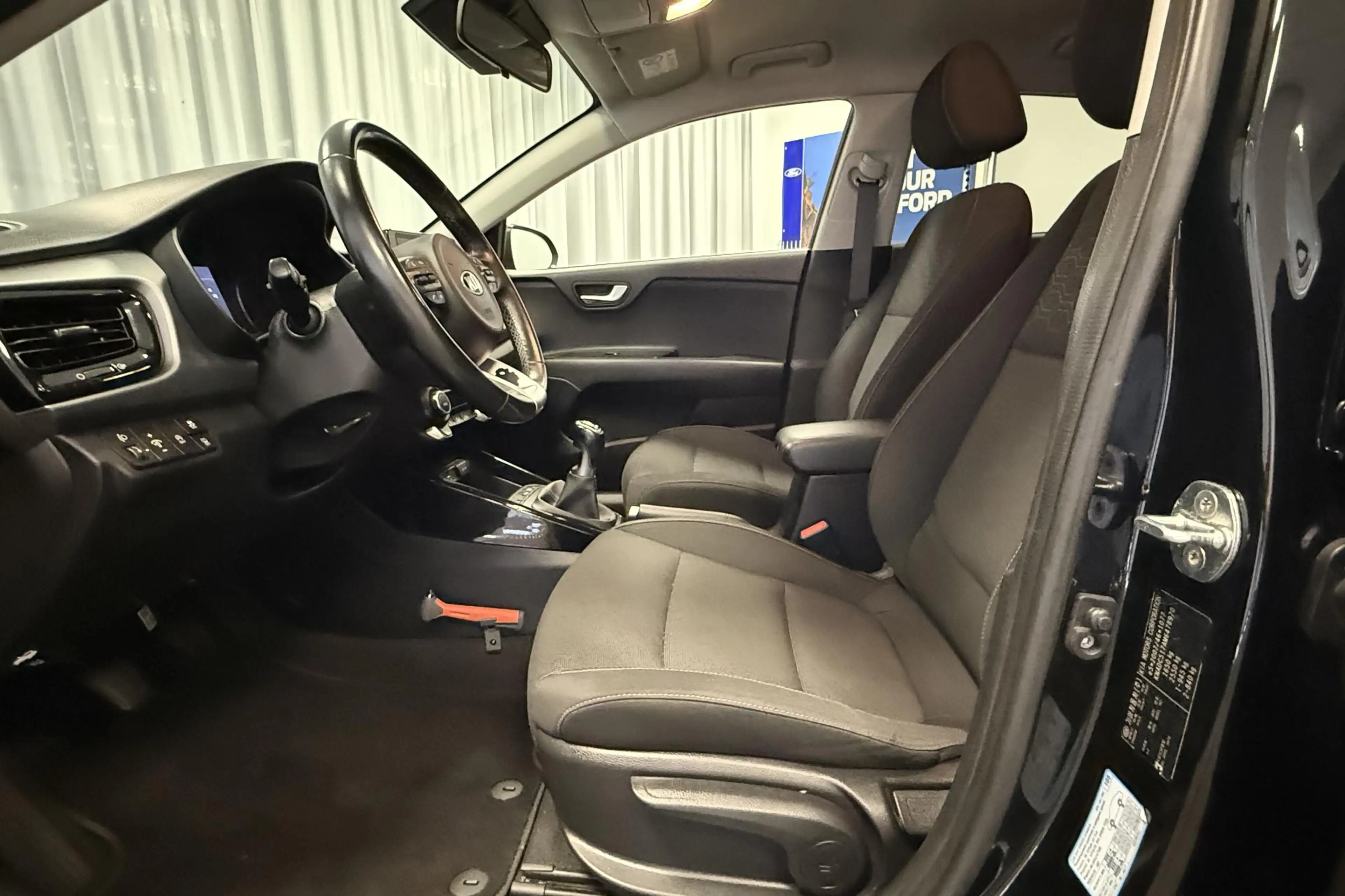 Kia Rio 1.0 T-GDi MHEV DynamicPlusLine — photo 10