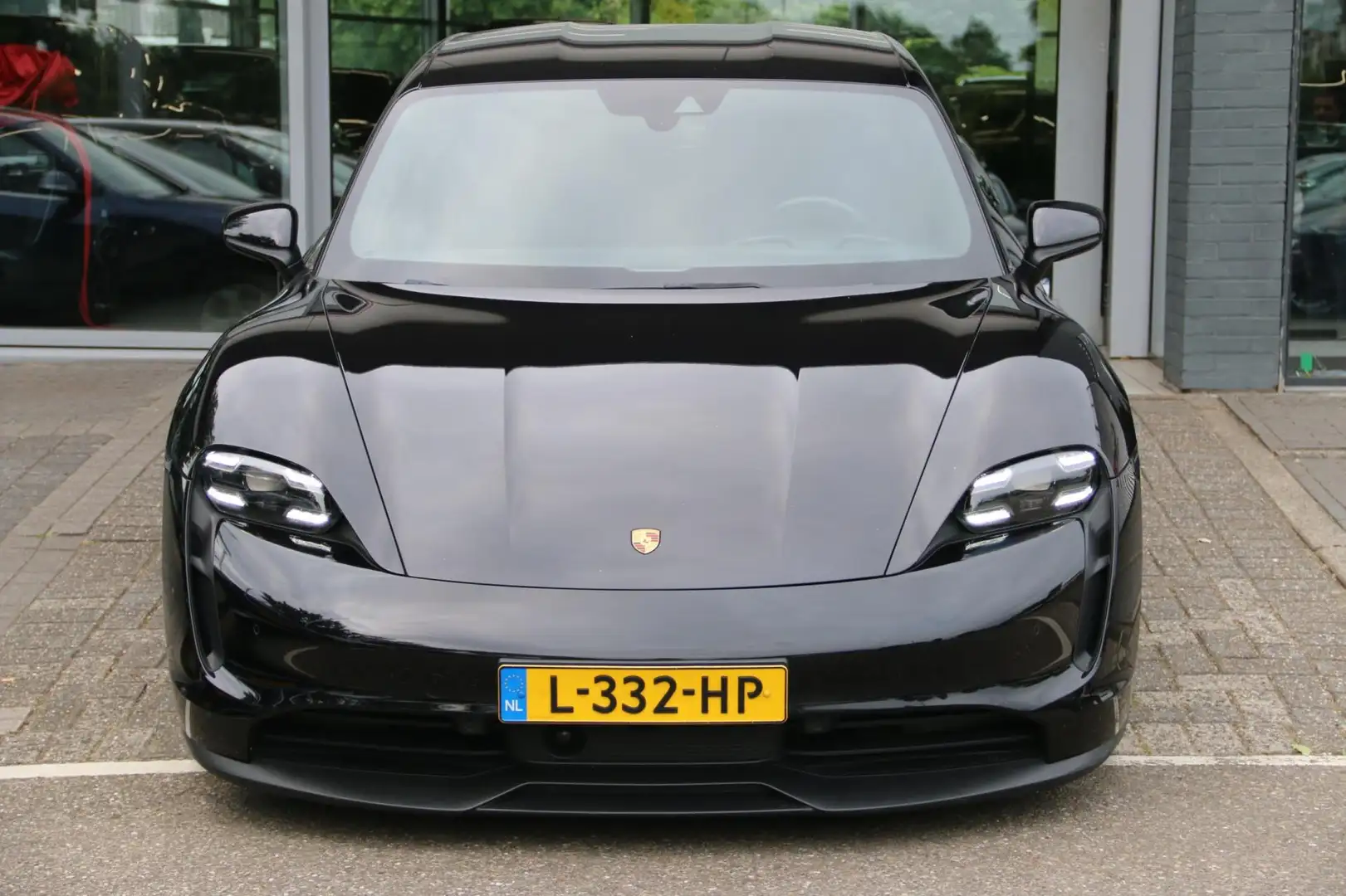 Porsche Taycan 4S Performance 84 kWh BOSE LUCHTVERING VOL! Černá - 2