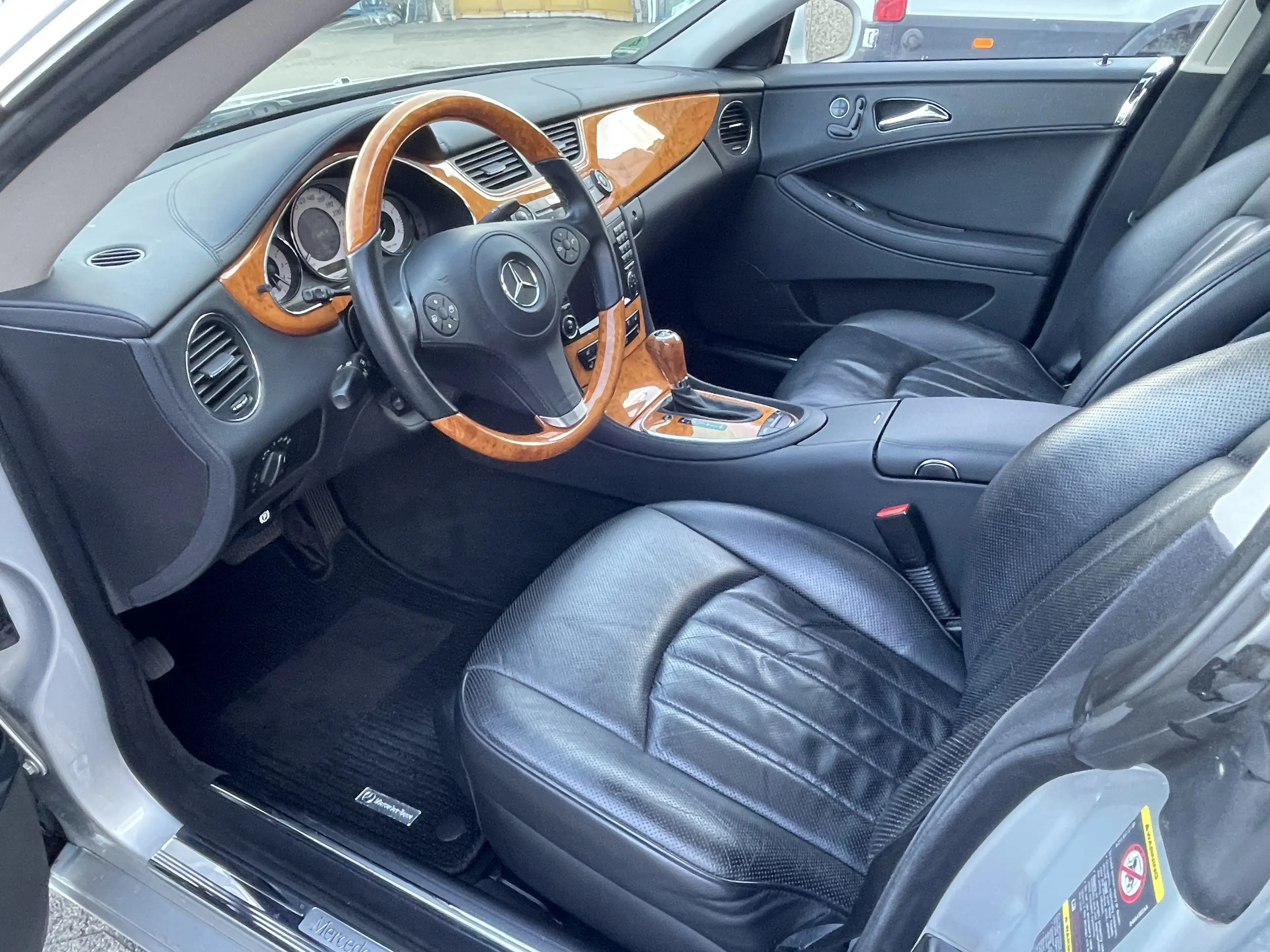 Mercedes-Benz CLS 350 CGI V6 7G-TRONIC Facelift TopGepflegt Voll MB S-He — photo 6