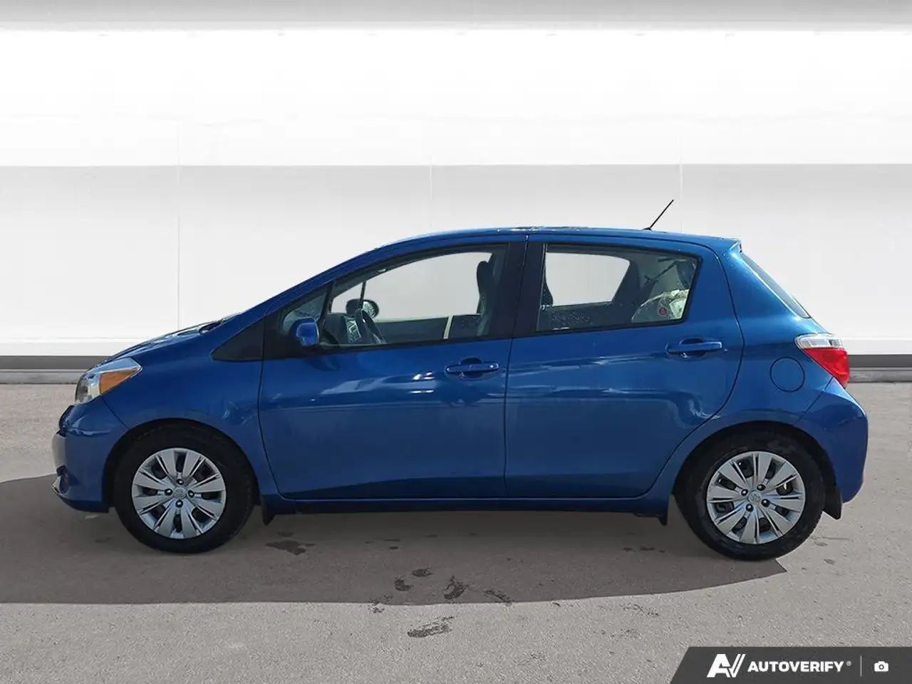 Toyota Yaris снимка Toyota Yaris