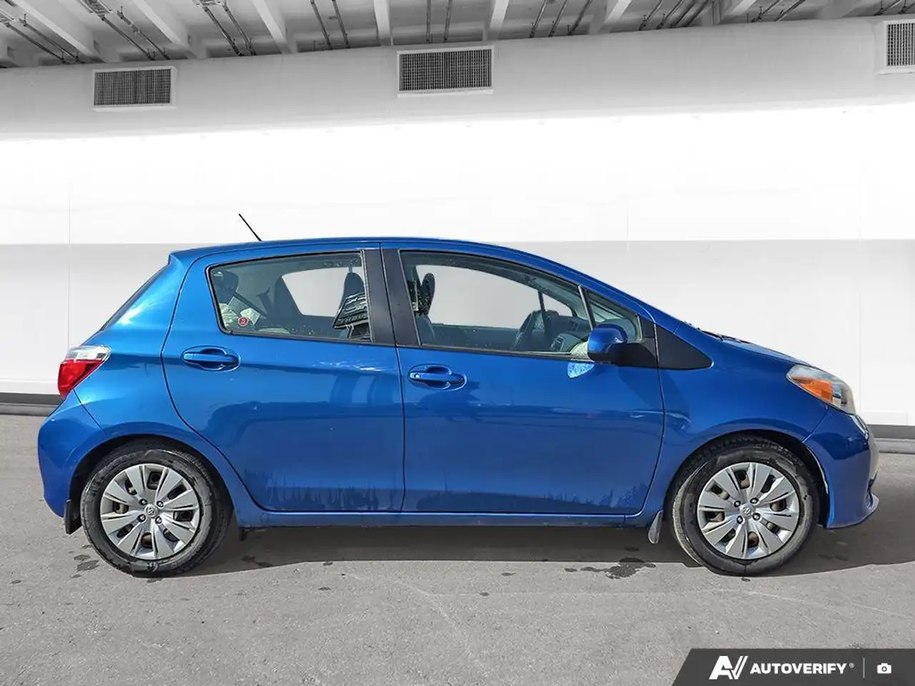 Toyota Yaris снимка Toyota Yaris