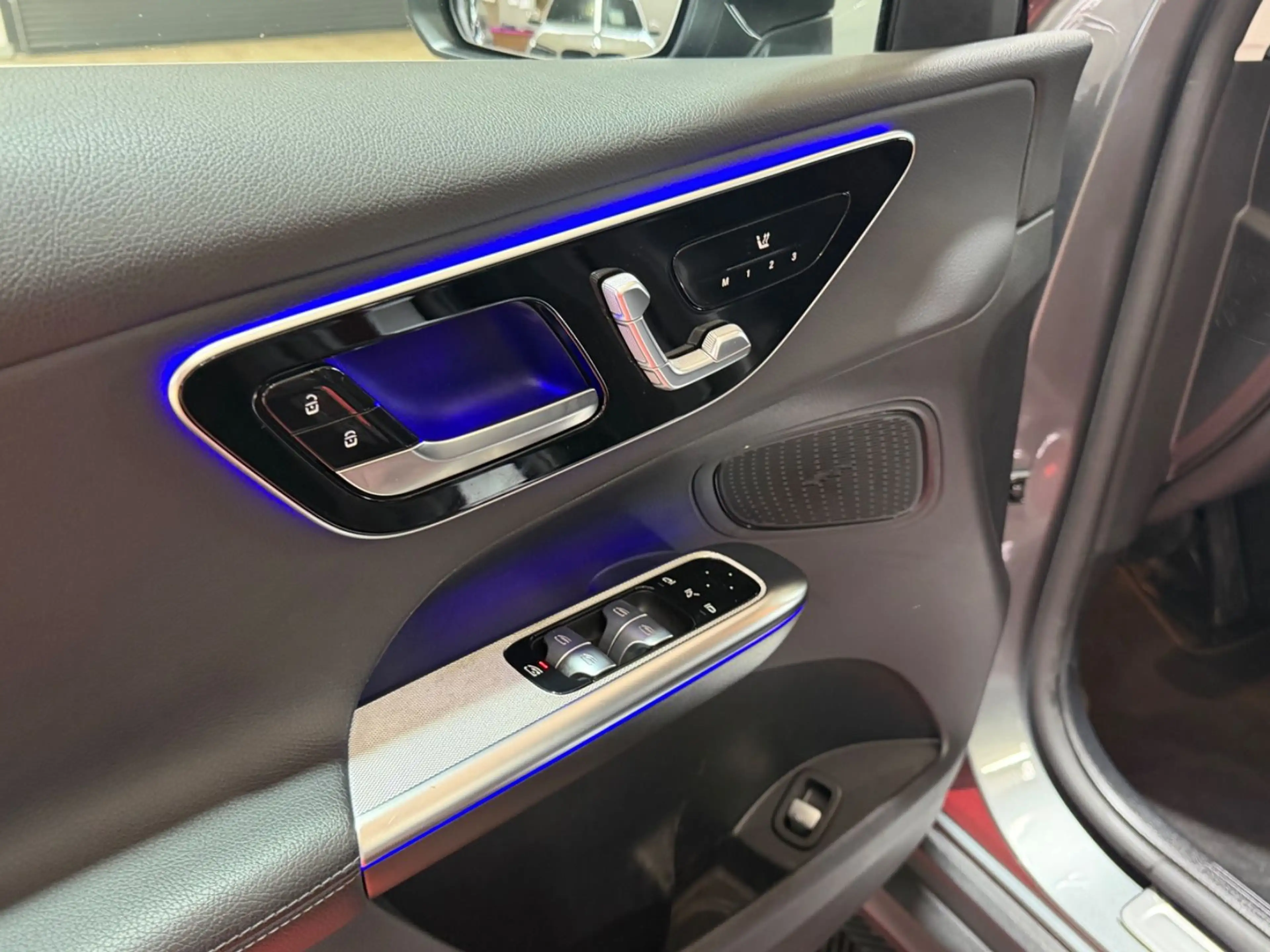 Mercedes-Benz GLC 220 d 4Matic*KAMERA*AHK*LED*OLED*AMBIENTE* — photo 8