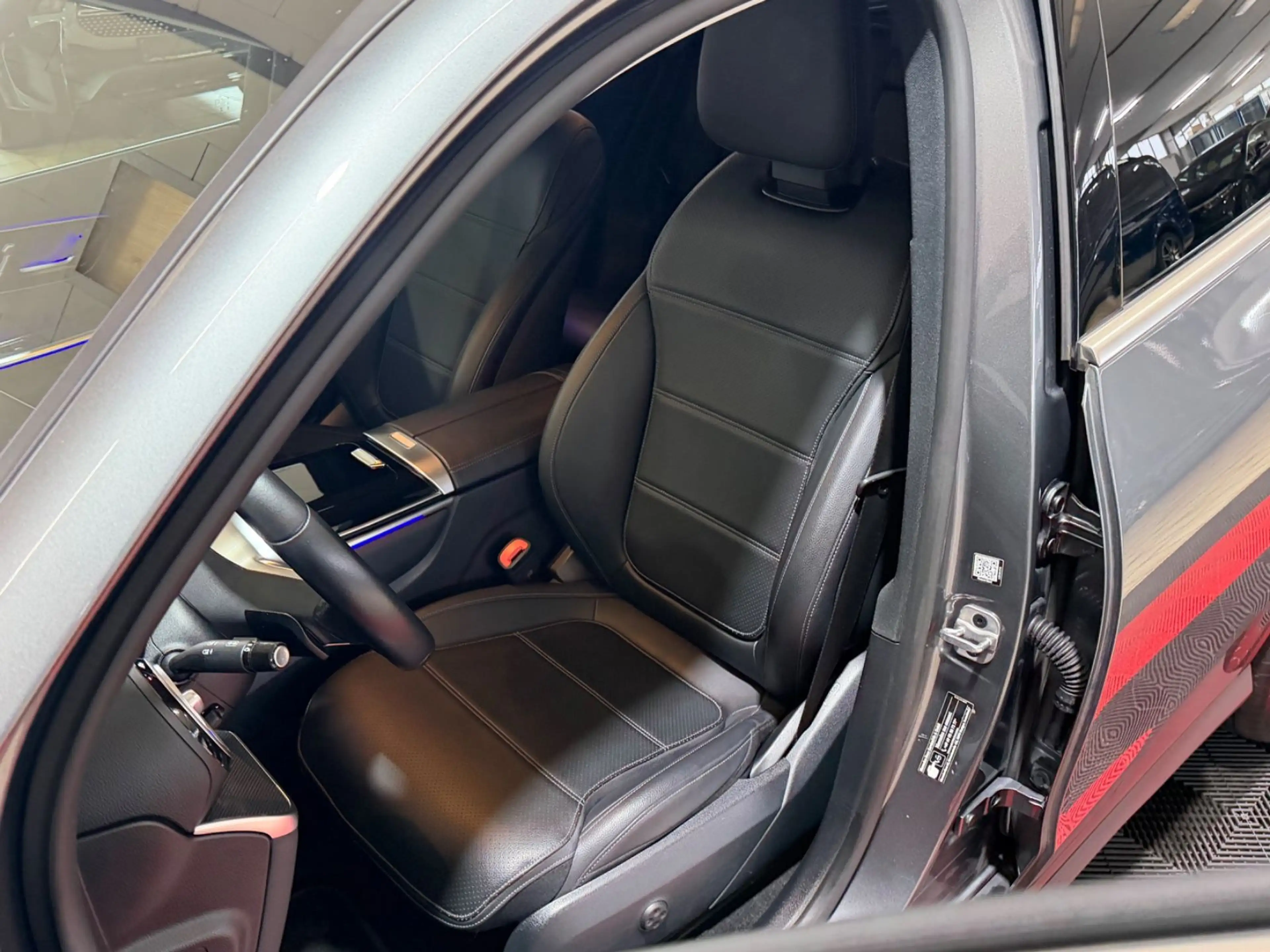Mercedes-Benz GLC 220 d 4Matic*KAMERA*AHK*LED*OLED*AMBIENTE* — photo 11