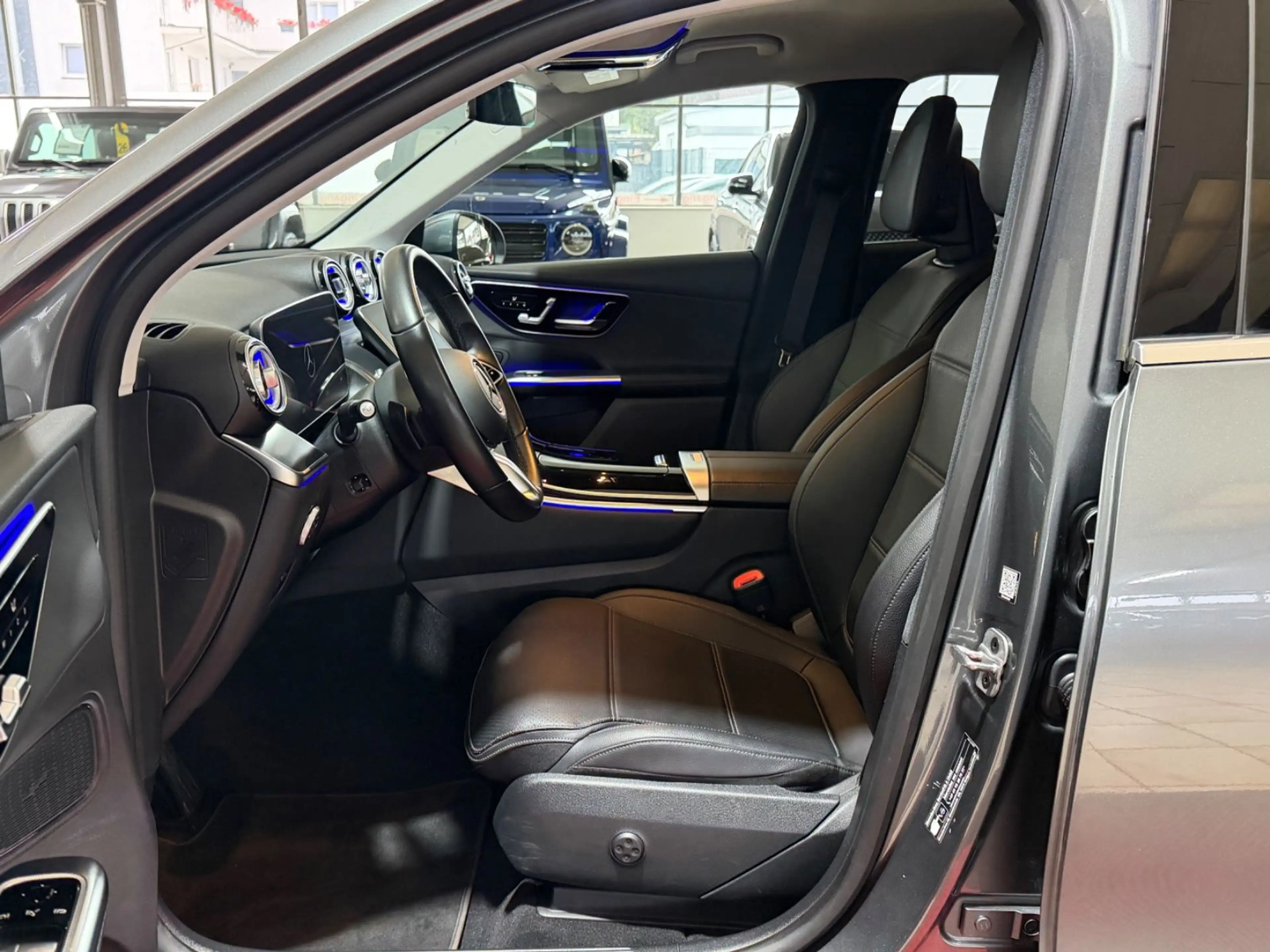 Mercedes-Benz GLC 220 d 4Matic*KAMERA*AHK*LED*OLED*AMBIENTE* — photo 10