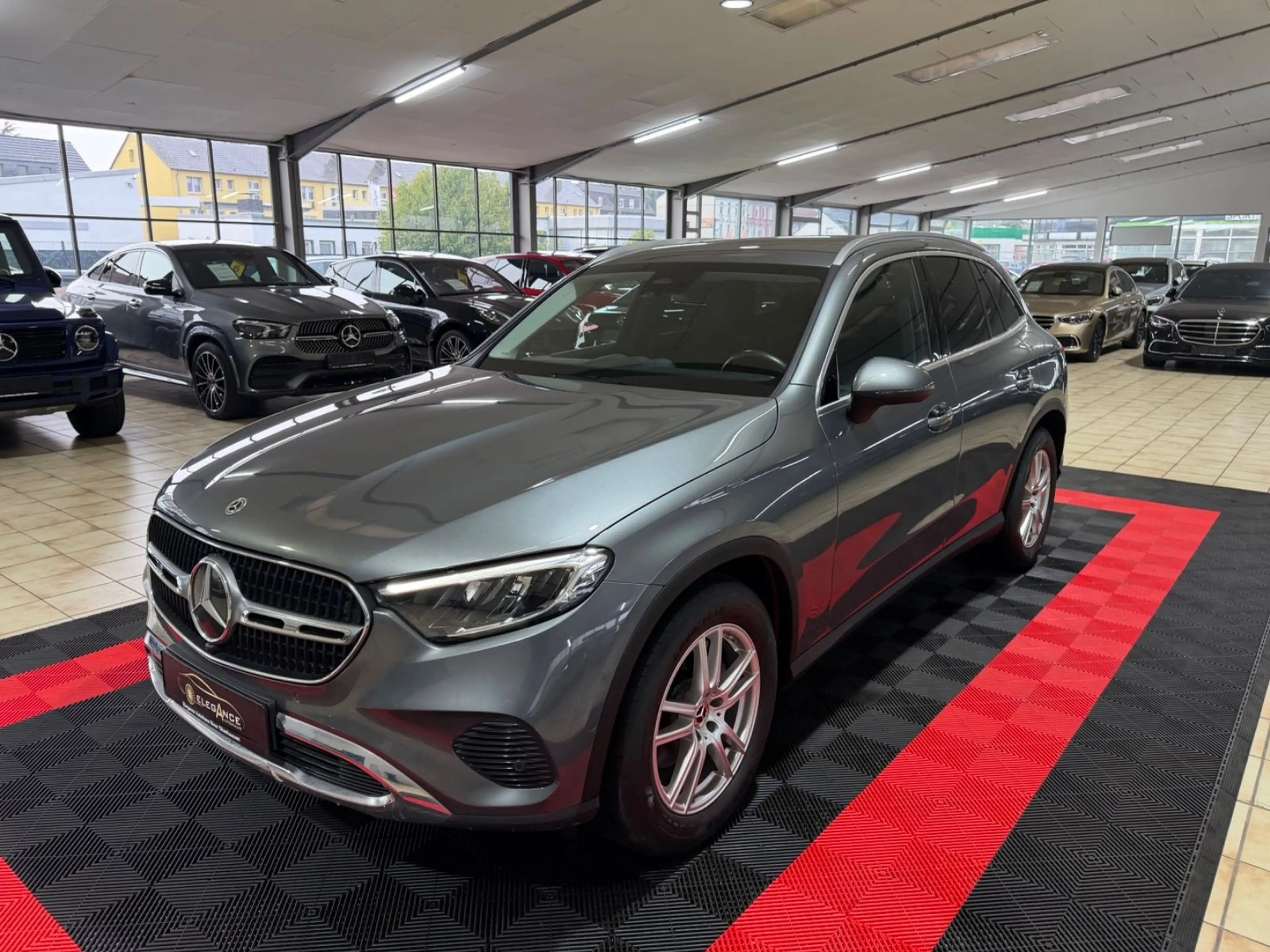 Mercedes-Benz GLC 220 d 4Matic*KAMERA*AHK*LED*OLED*AMBIENTE* — photo 2