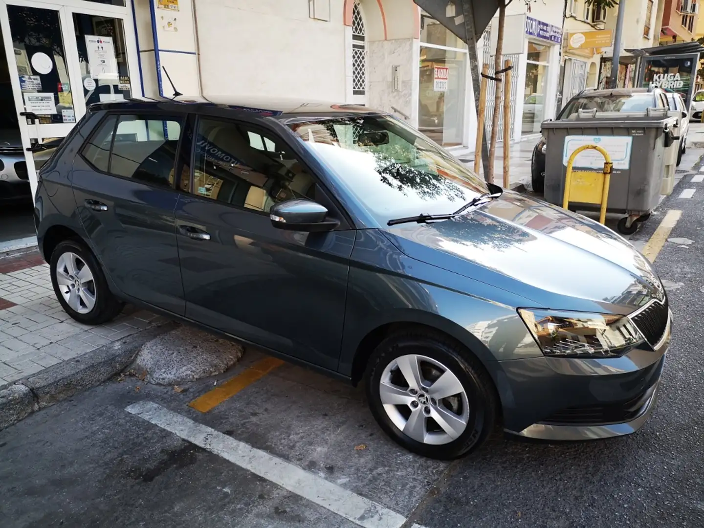 Skoda Fabia 1.0 MPI Ambition 55kW Gris - 2
